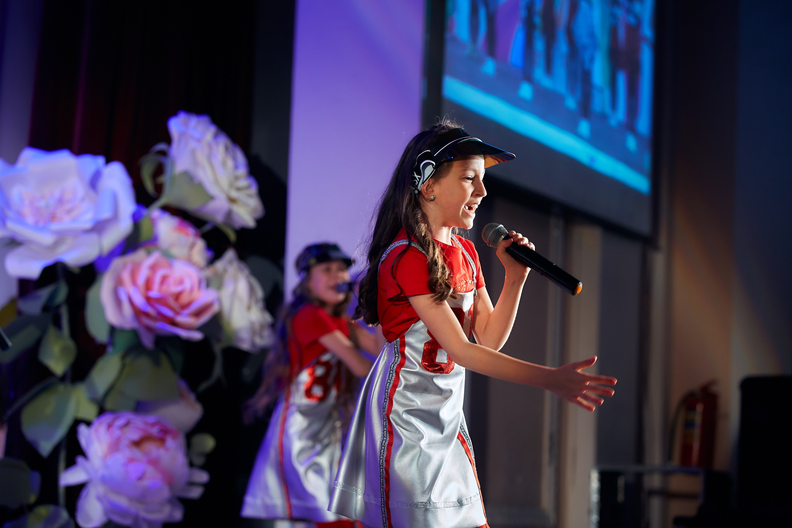 Вокальная студия «Новые голоса». Отчетный концерт. Семейный портретный свадебный фотограф Дмитрий Тимченко. Студия / фото