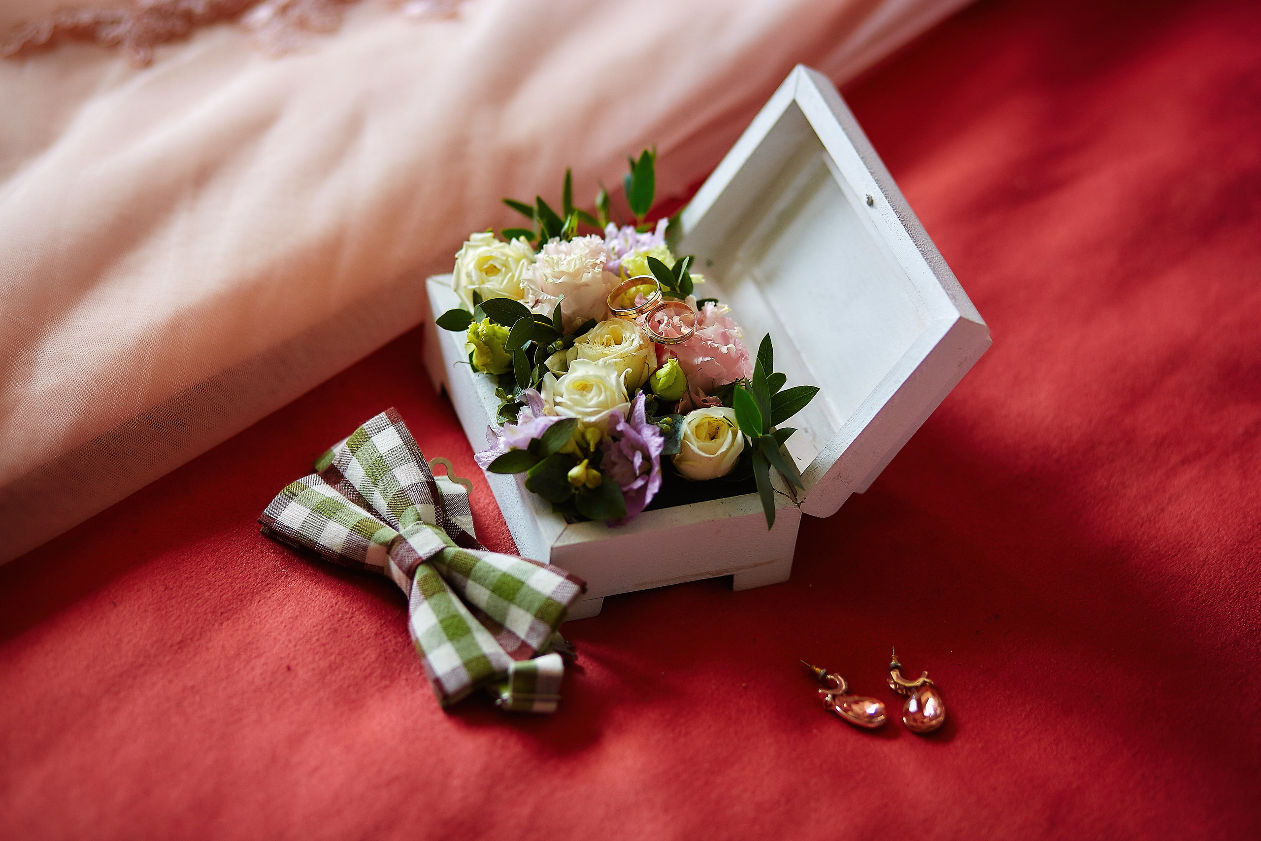 Софья и Михаил. Семейный портретный свадебный фотограф Дмитрий Тимченко. Студия / фото