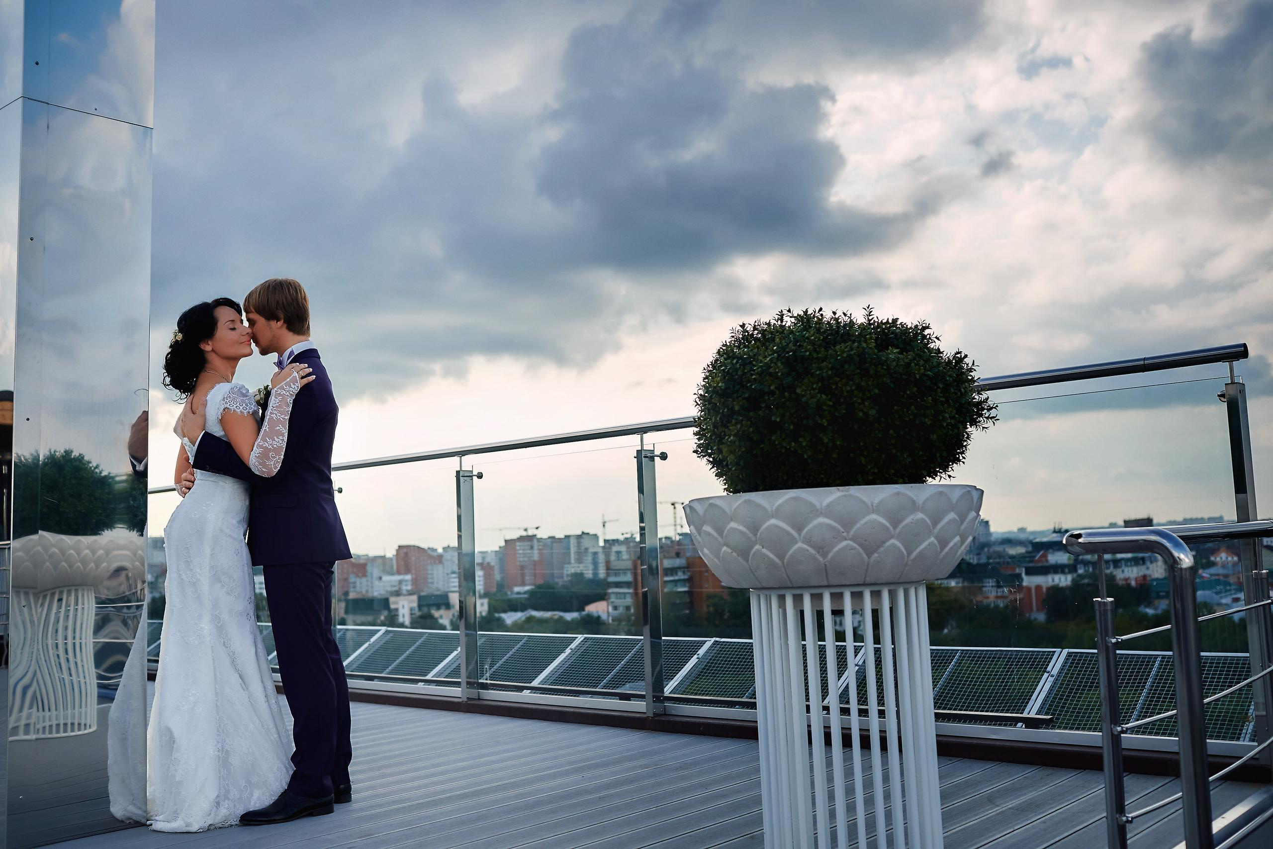 Амина и Илья. Семейный портретный свадебный фотограф Дмитрий Тимченко. Студия / фото