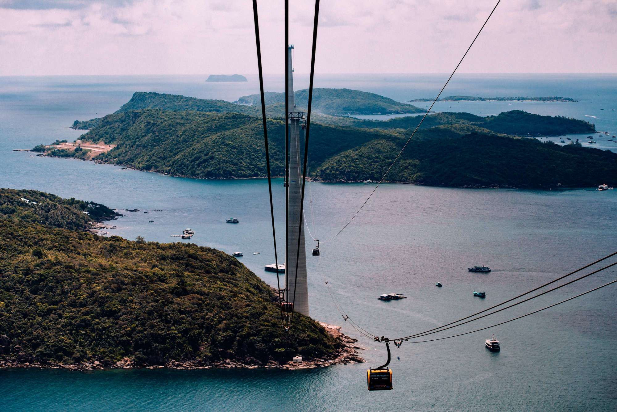PHU QUOC CABLE CAR. Фотограф в Москве Людмила Денисенко