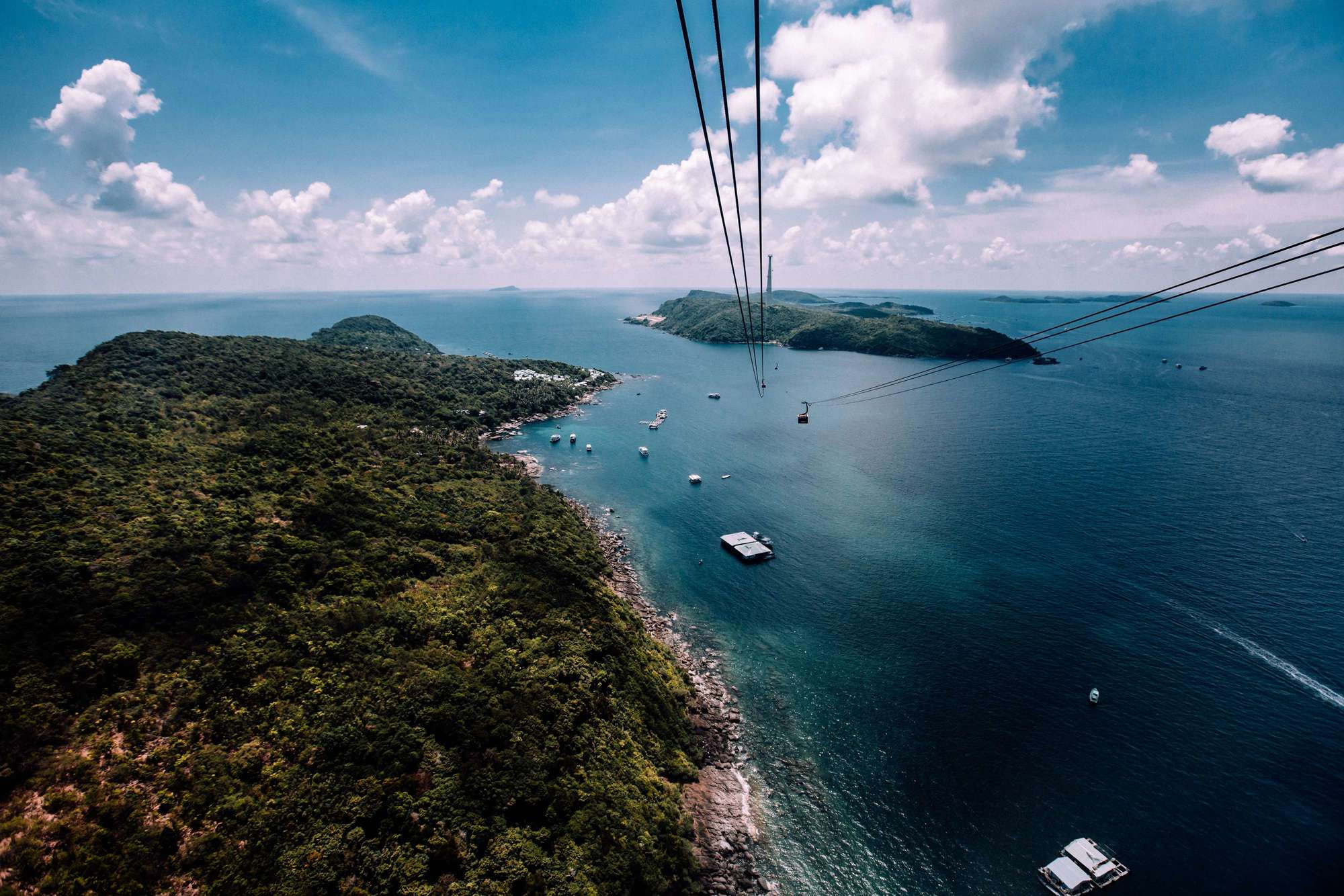 PHU QUOC CABLE CAR. Фотограф в Москве Людмила Денисенко