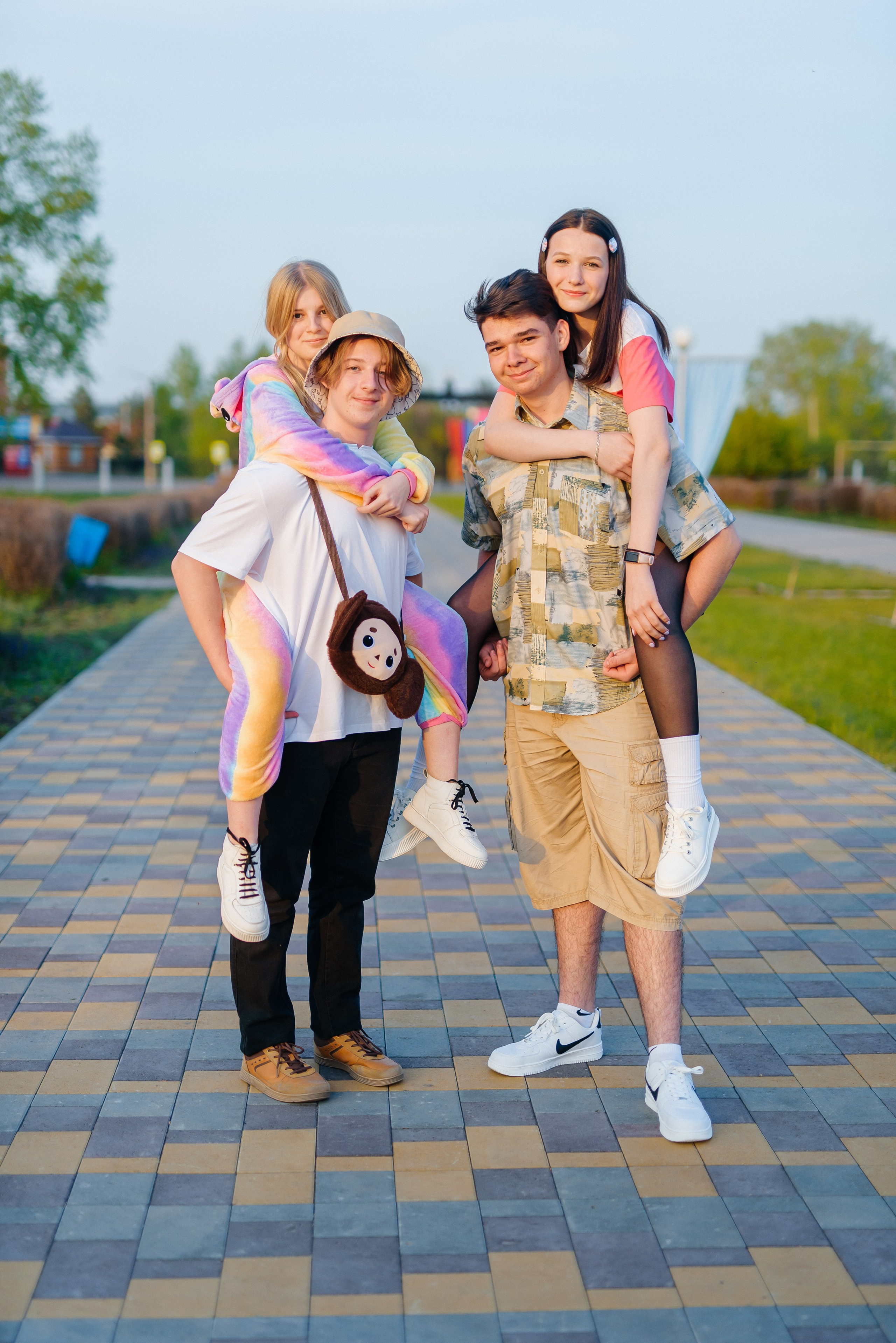 Годовое фотосопровождение для 9-11 классов. Семейный фотограф в Барнауле