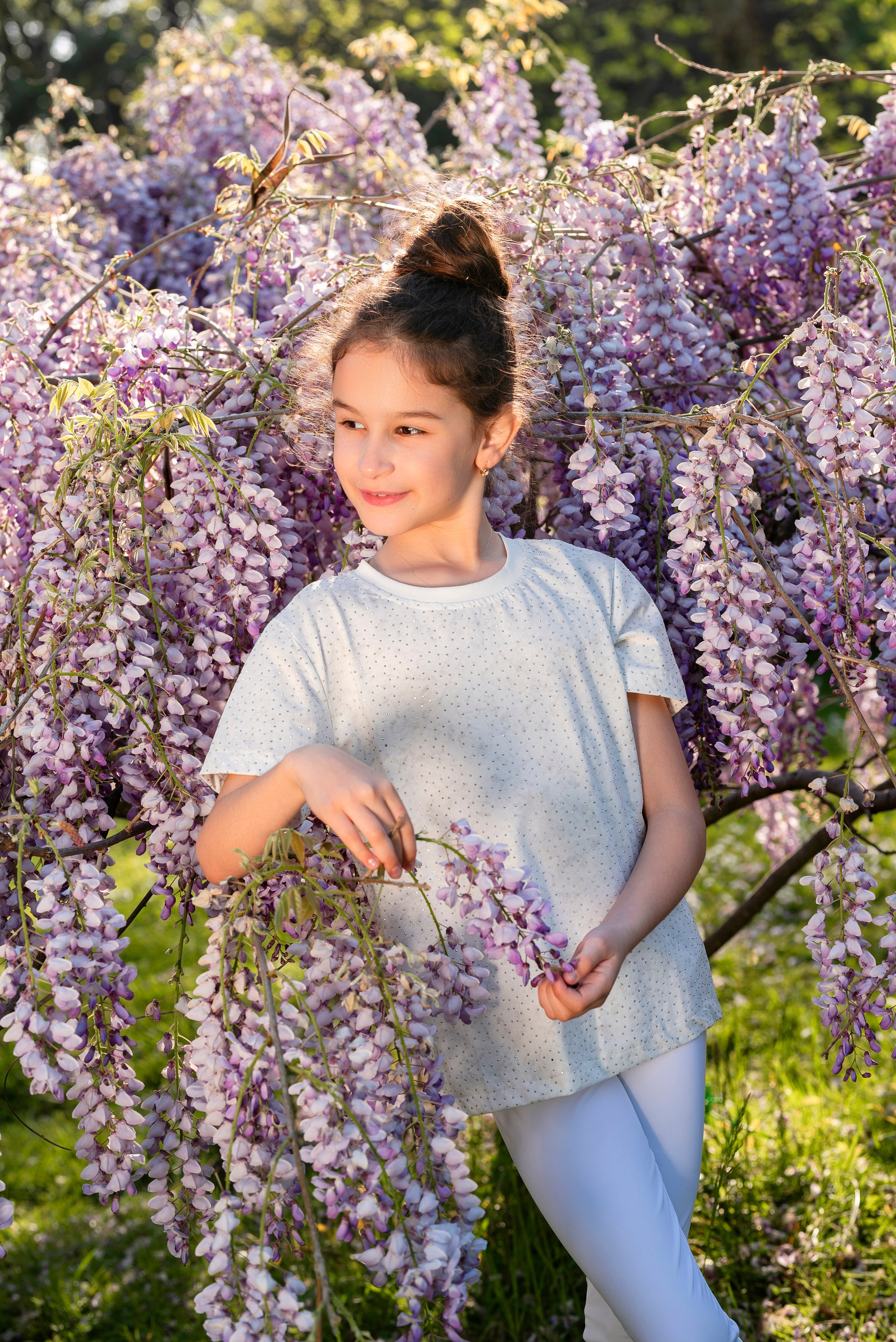 девочки,глициния, фотошоп, искусственный интелект, Дендрарий, Сочи, локация