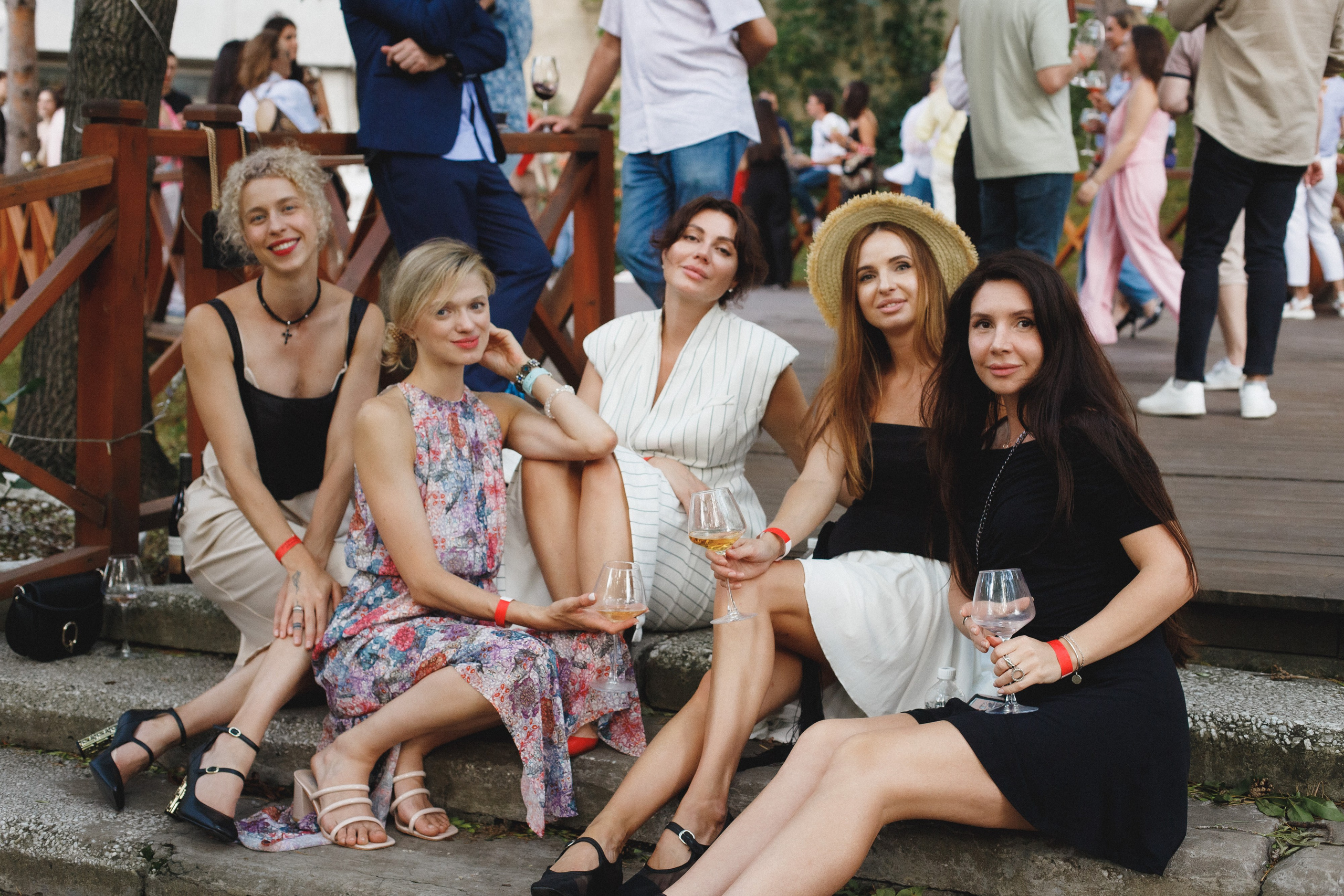 ФЕСТИВАЛЬ РОССИЙСКОГО ВИНА. СВОИ. ФОТООТЧЕТЫ-СОБЫТИЯ-МЕСТА