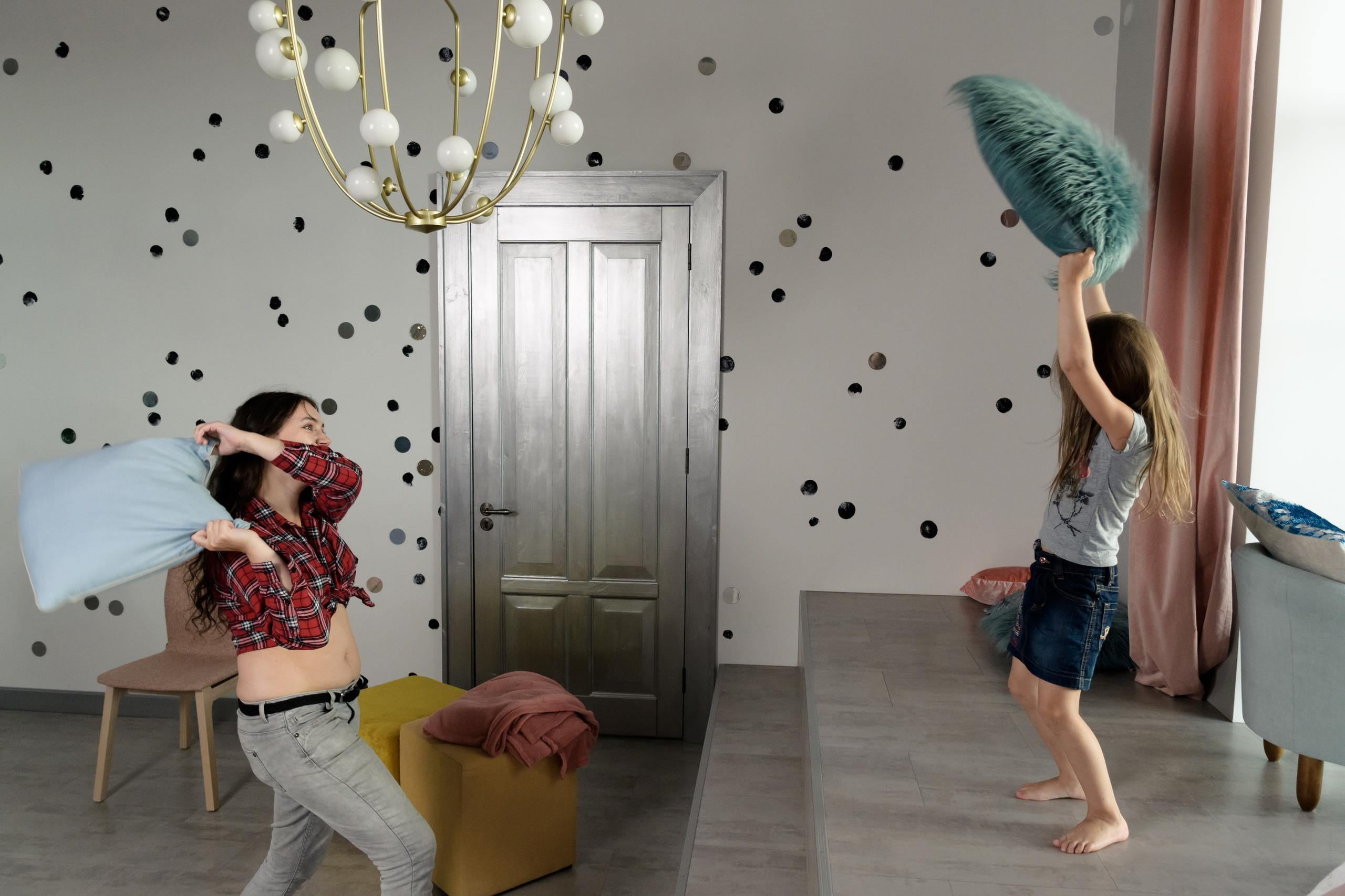 Студийная семейная фотосессия с Машей и ее дочкой Алисой. Семейный и индивидуальный фотограф Life style в Санкт-Петербурге Мария