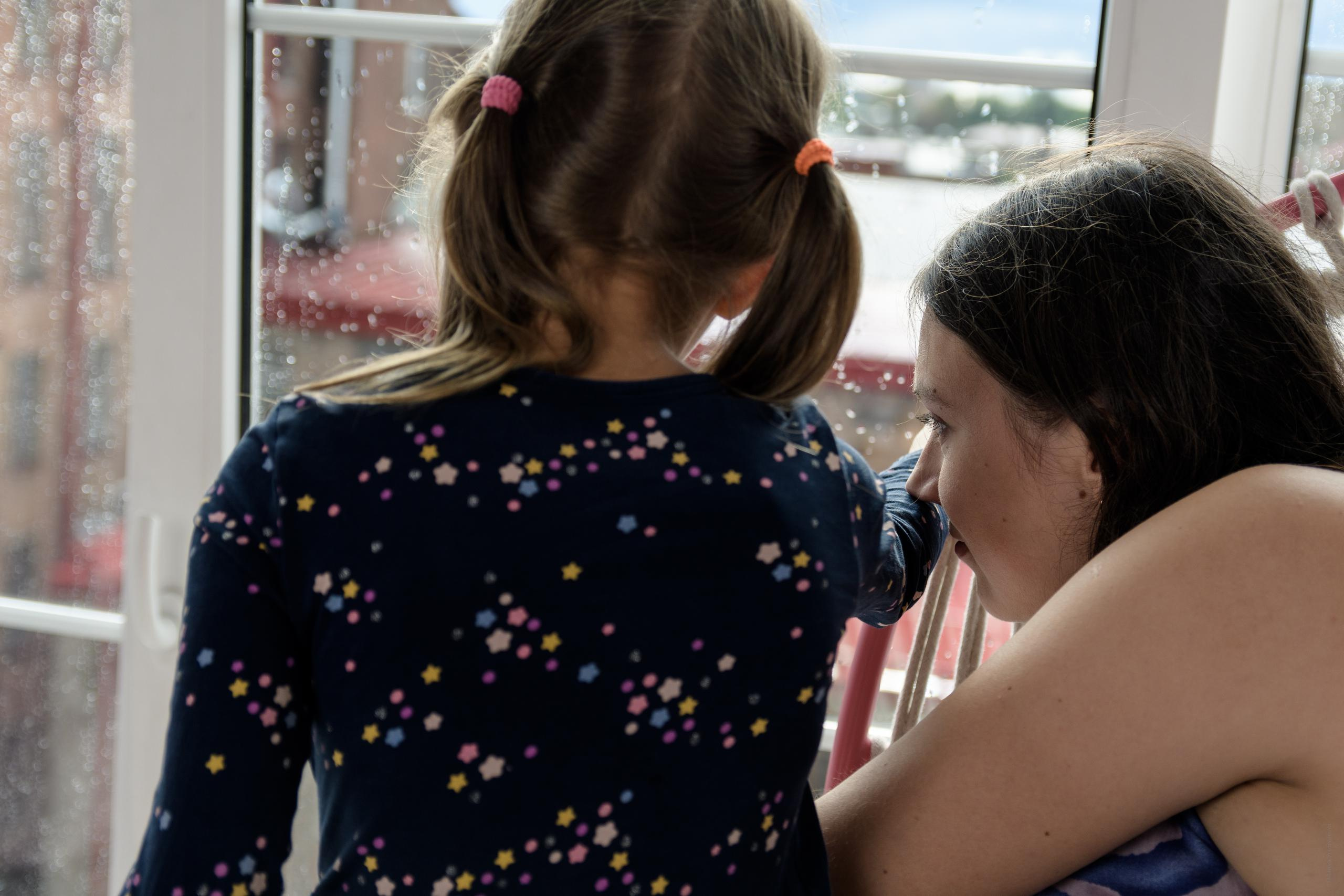 Студийная семейная фотосессия с Машей и ее дочкой Алисой. Семейный и индивидуальный фотограф Life style в Санкт-Петербурге Мария