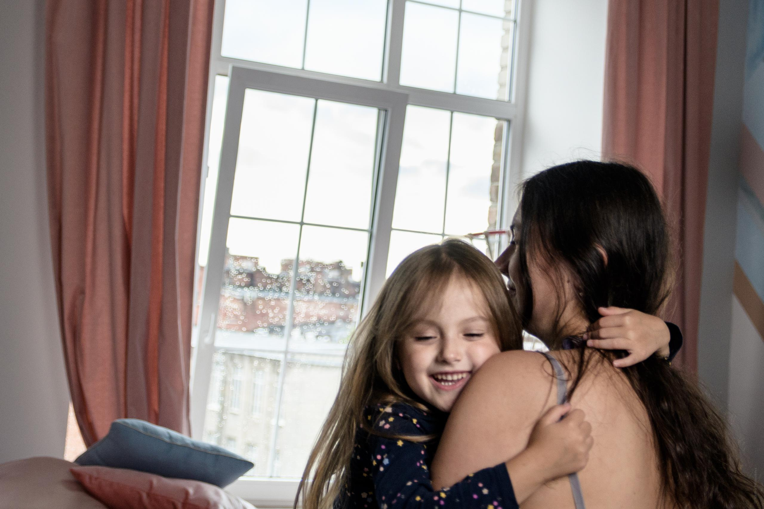 Студийная семейная фотосессия с Машей и ее дочкой Алисой. Семейный и индивидуальный фотограф Life style в Санкт-Петербурге Мария