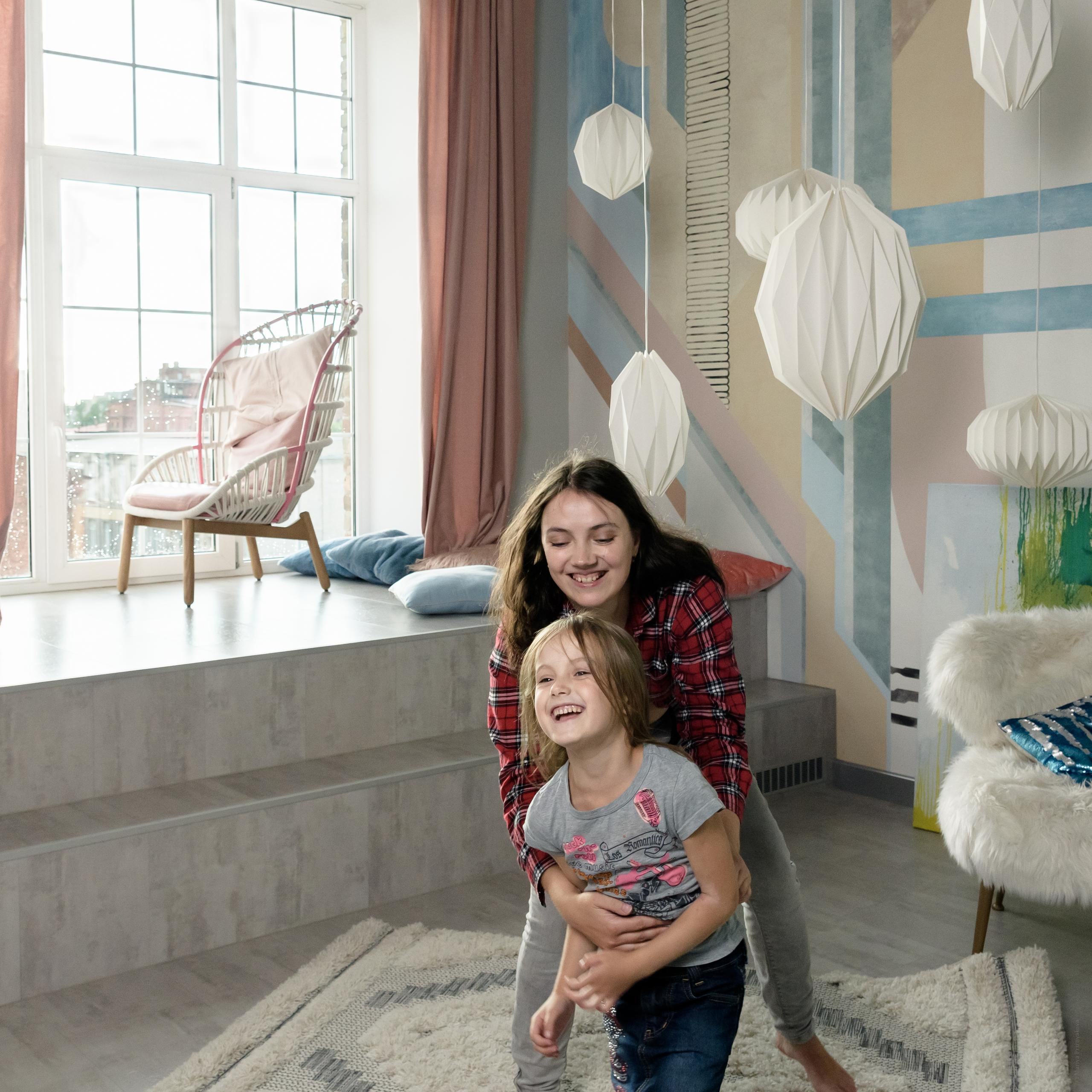 Студийная семейная фотосессия с Машей и ее дочкой Алисой. Семейный и индивидуальный фотограф Life style в Санкт-Петербурге Мария