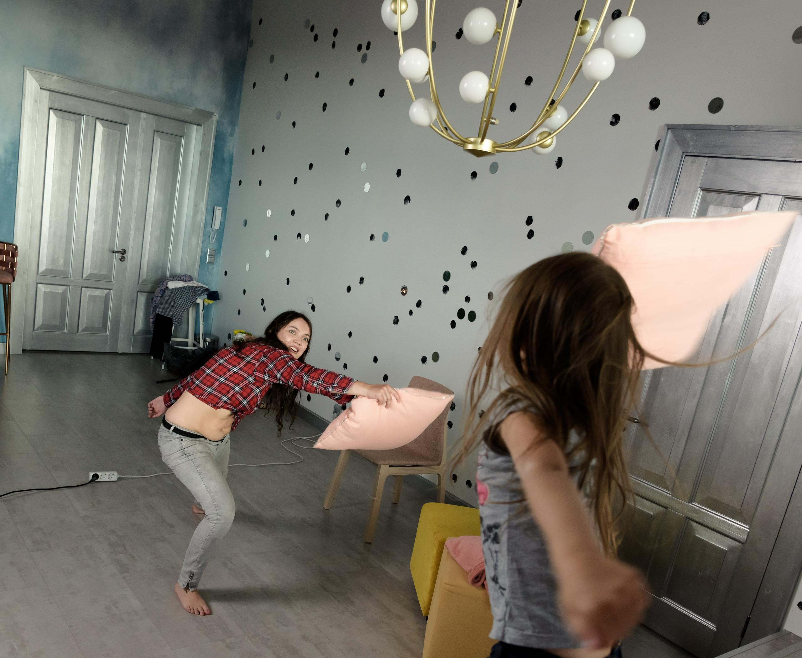 Студийная семейная фотосессия с Машей и ее дочкой Алисой. Семейный и индивидуальный фотограф Life style в Санкт-Петербурге Мария