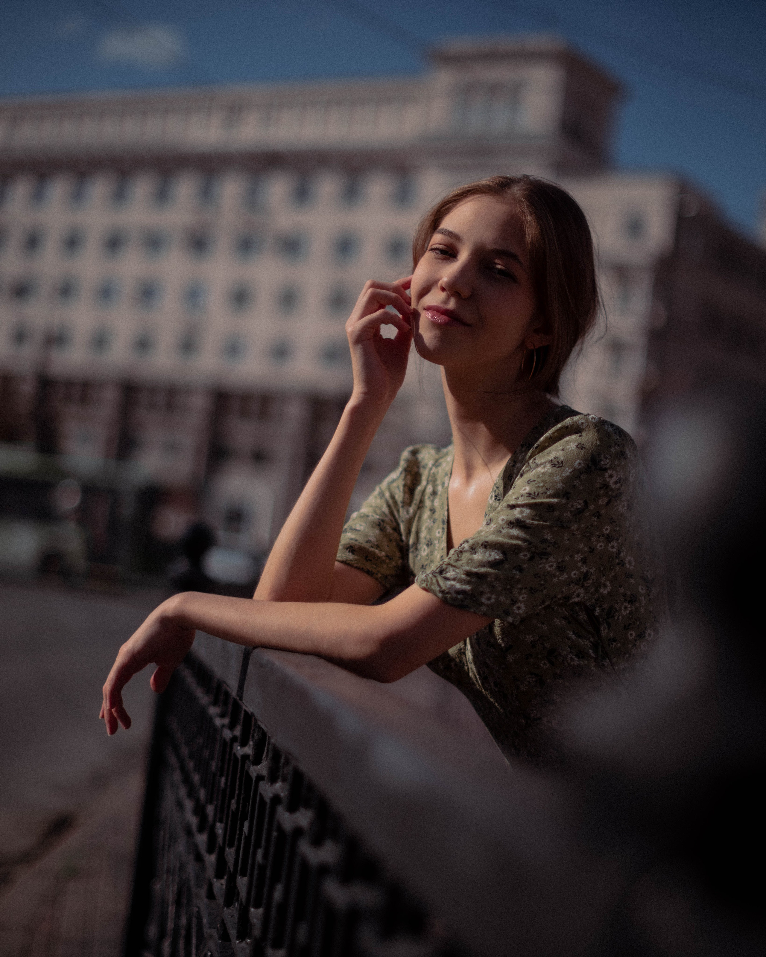 Ася. Женский фотограф. Создатель украшений ручной работы. Модель