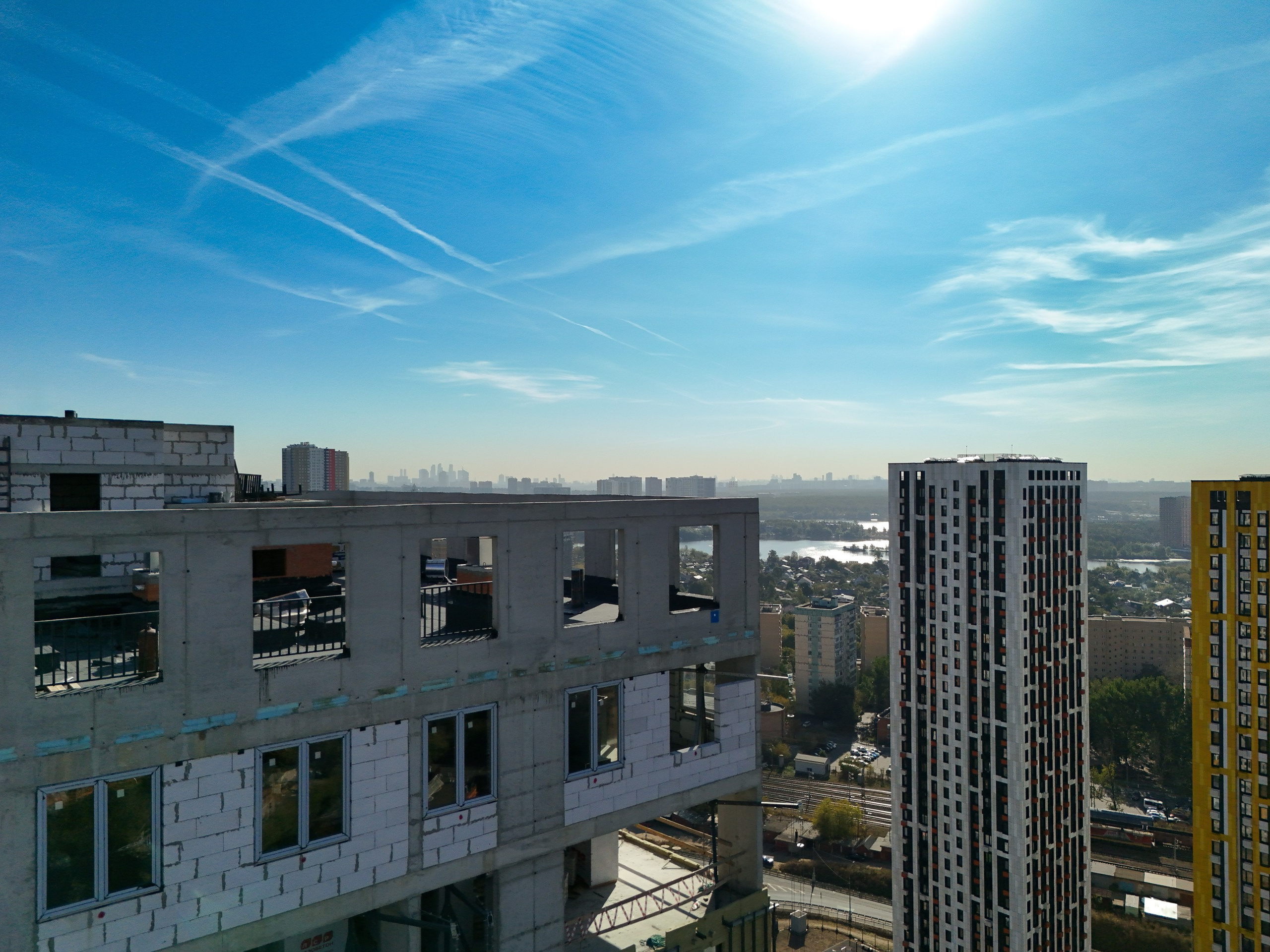 Архитектура и недвижимость. Ход строительства. Съемка с дрона. Профессиональное решение для частных лиц и бизнеса