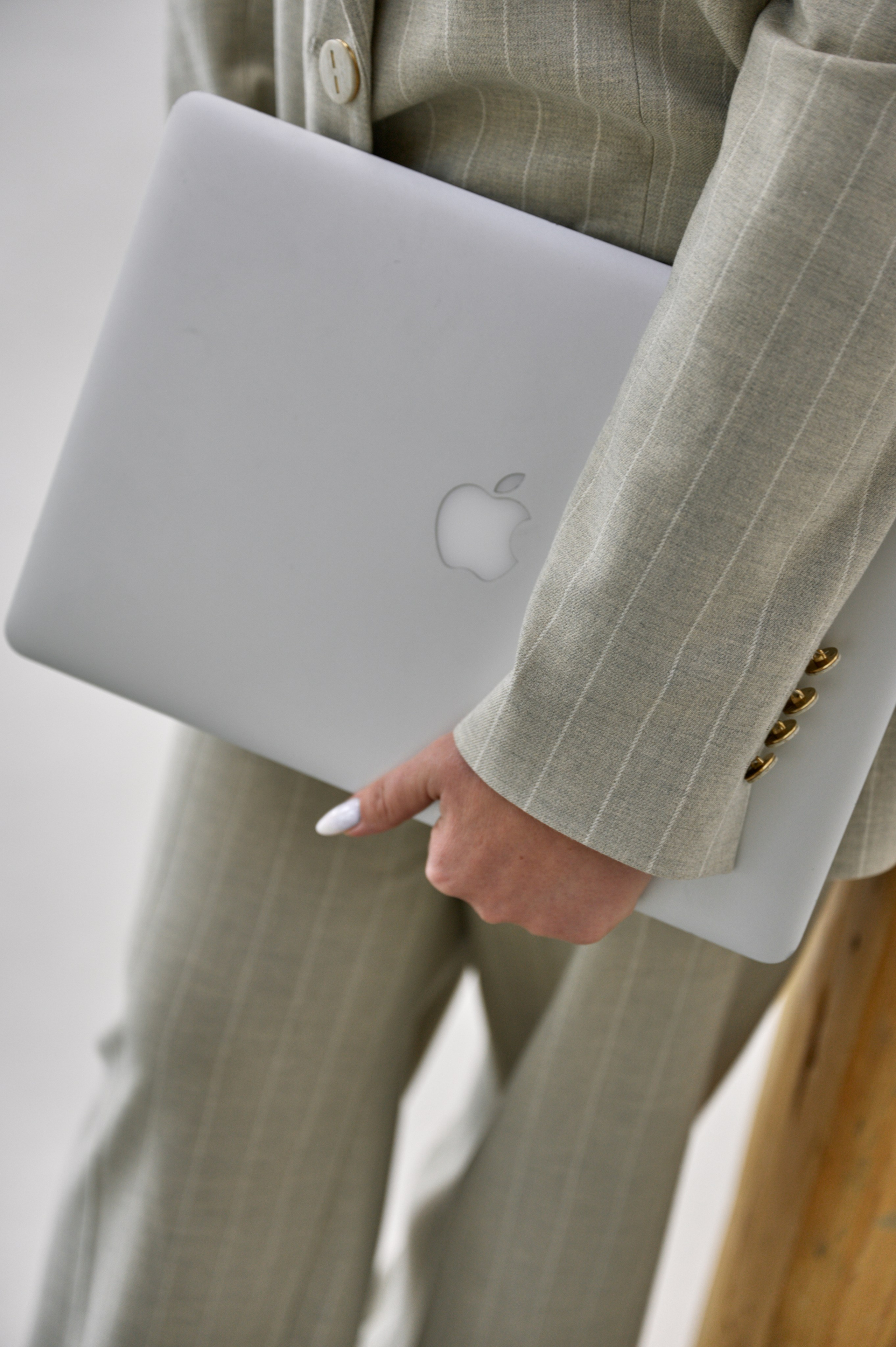 Бизнес-портрет для Юлии — эксперта по сбалансированному питанию. Фотограф Челябинск — Кирилл Устюжанин