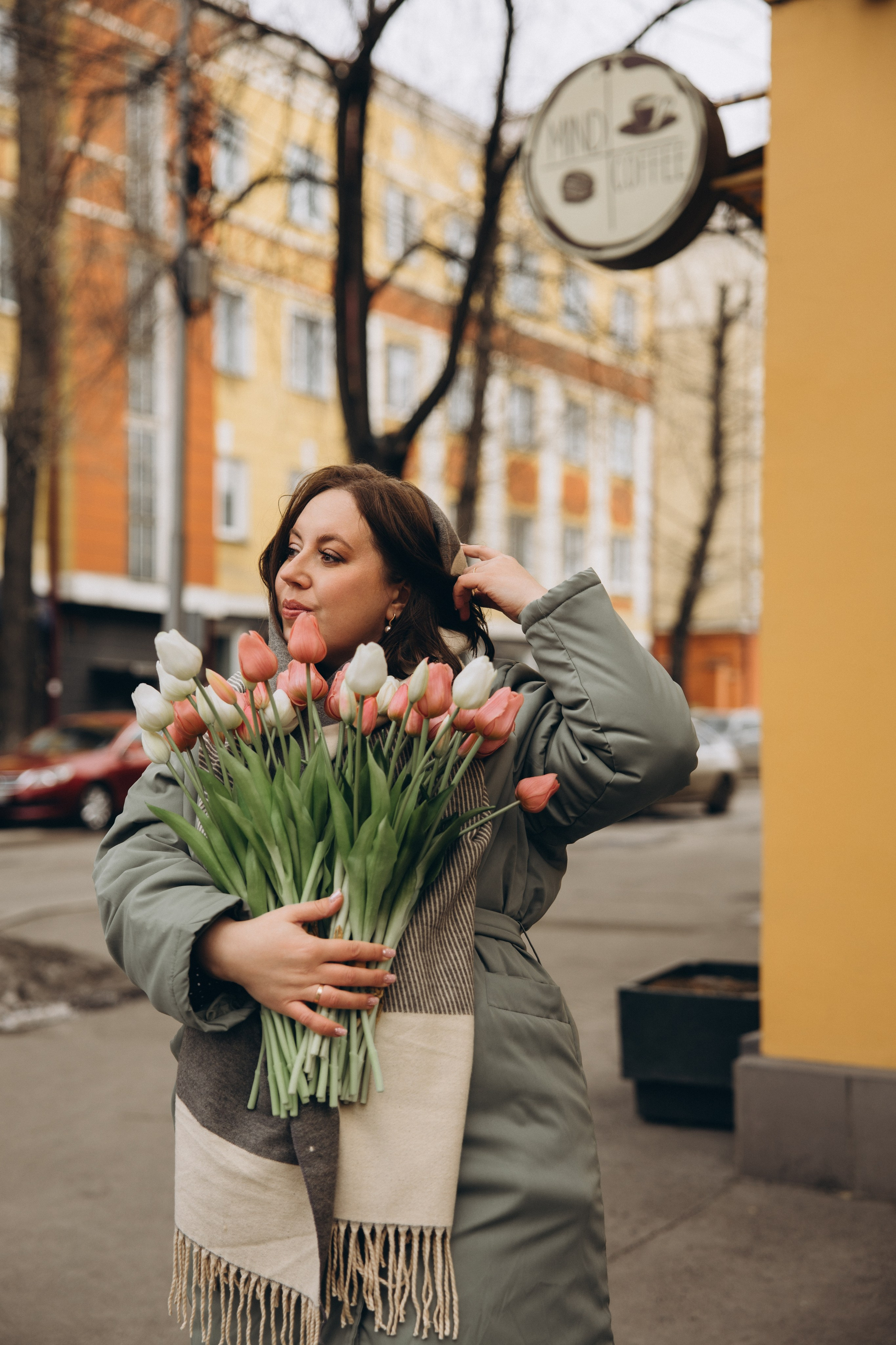 Прогулка с тюльпанами. Свадебный, семейный фотограф в Иркутске Светлана Макаричева