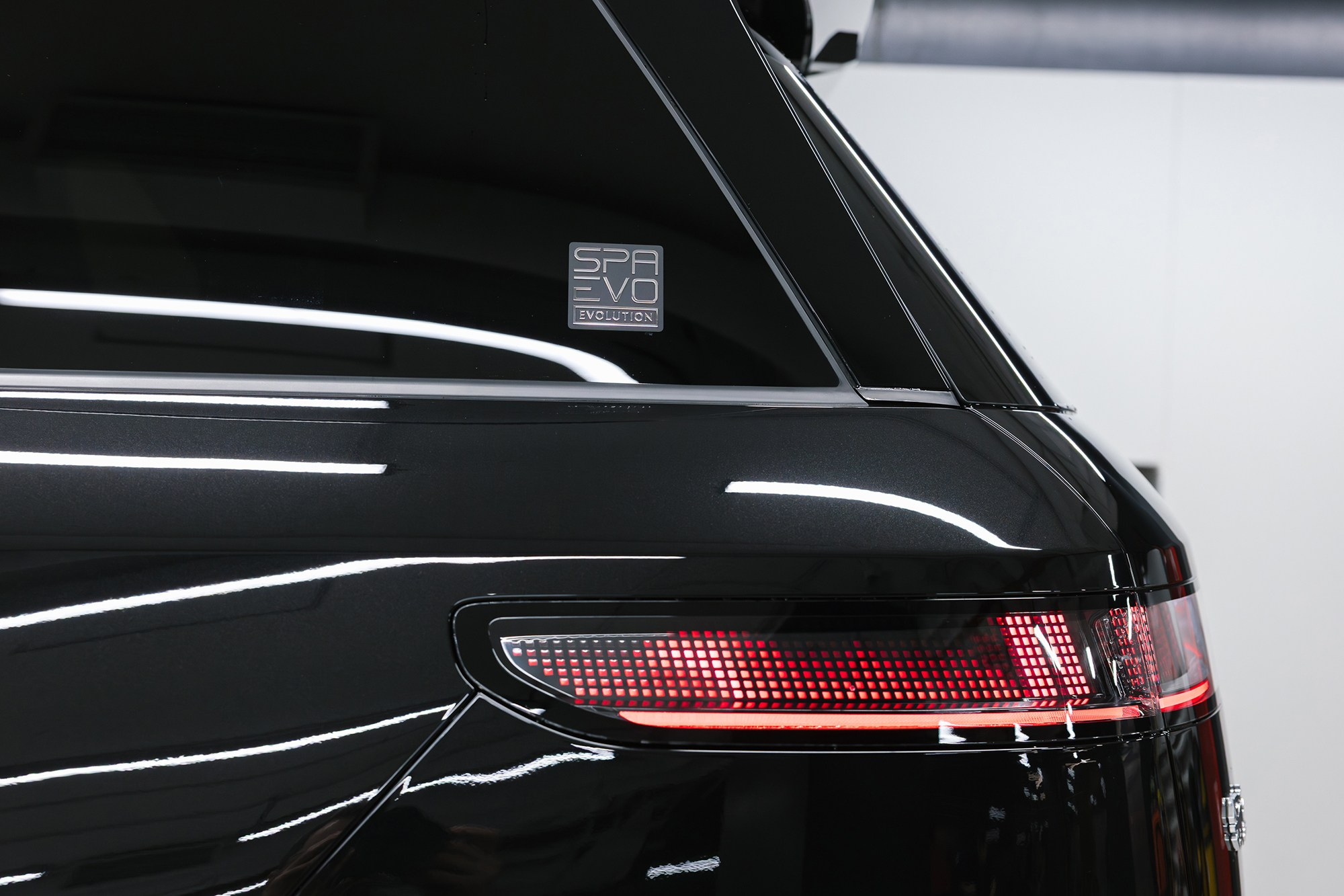 Lynk & Co 900 Ultra 2,0hyb 4WD AT (734 л. с.). Автосалон «Х-Авто»