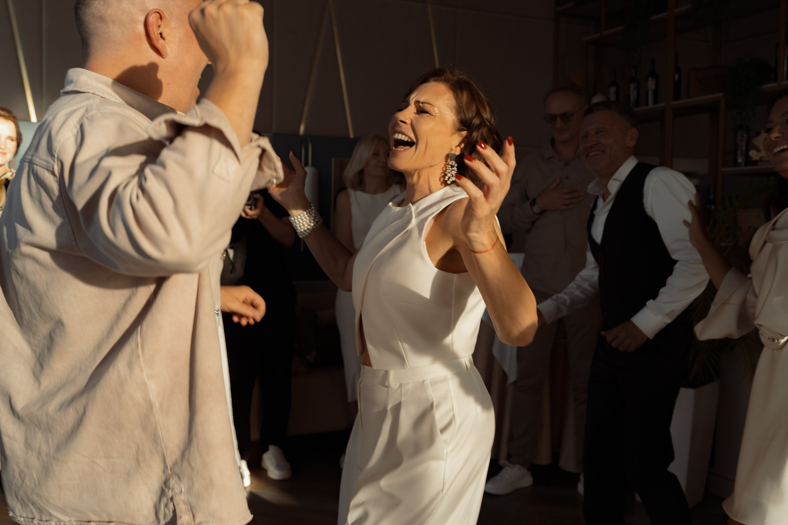 Свадьба Ольги и Дениса — церемония на Фурштатской и прогулка у Исаакия. Свадебный фотограф Дмитрий Родионов — Санкт-Петербург и Ленинградская область