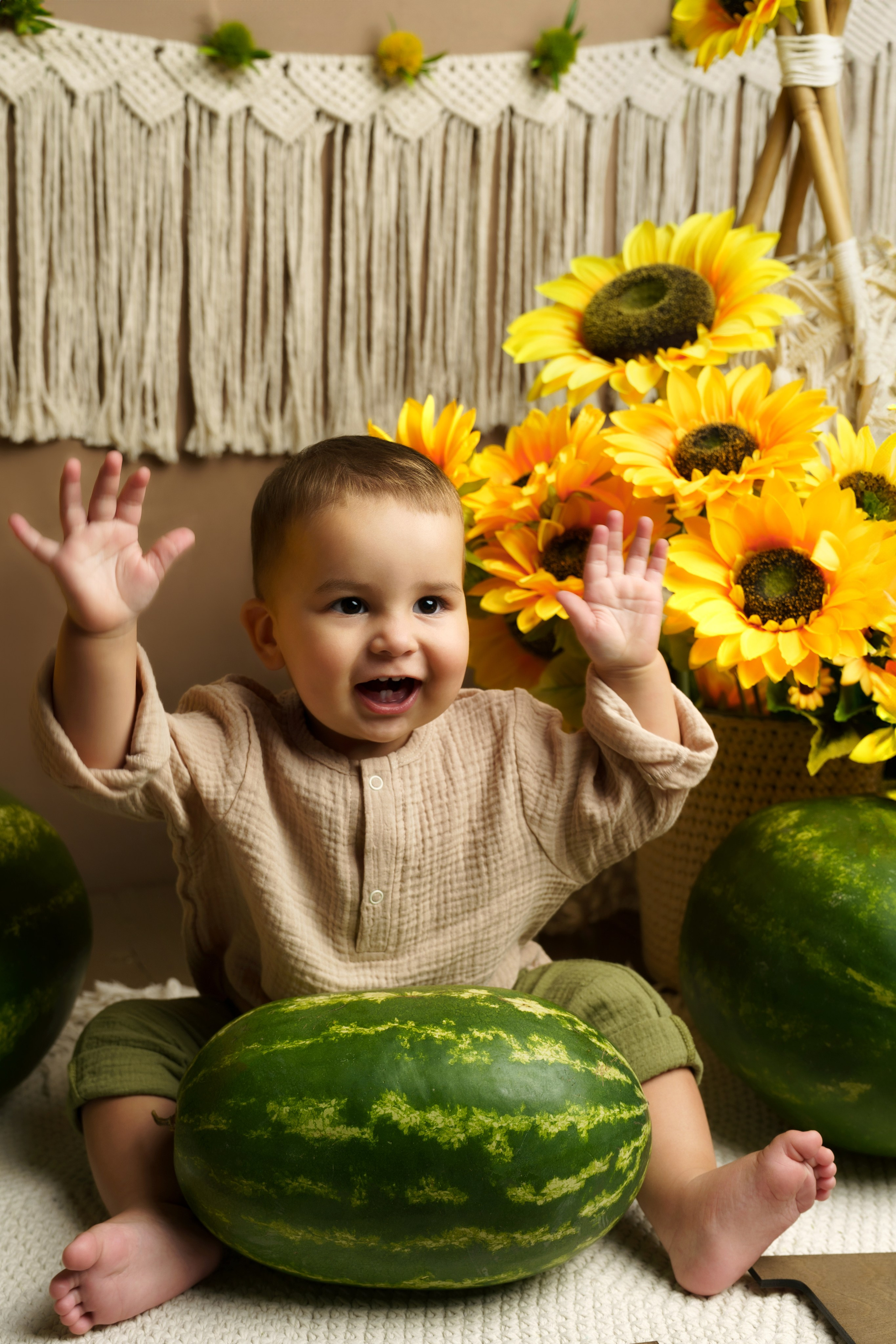 Фотосессия ГОДОВАСИЕ. Фотограф новорожденных, детей до года и беременных в Симферополе