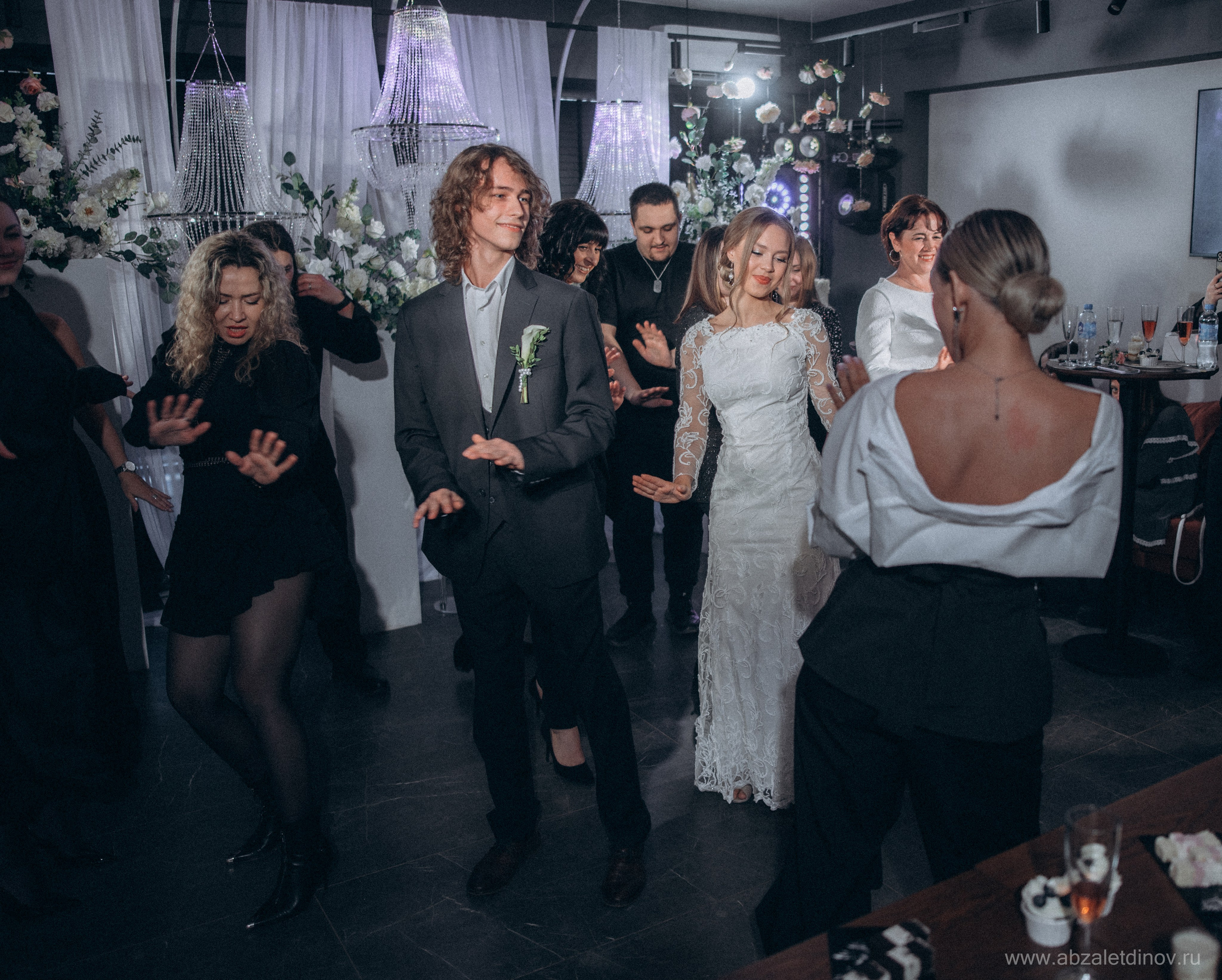 Свадебный экспресс 2025. Фотограф Белебей Абзалетдинов Артур