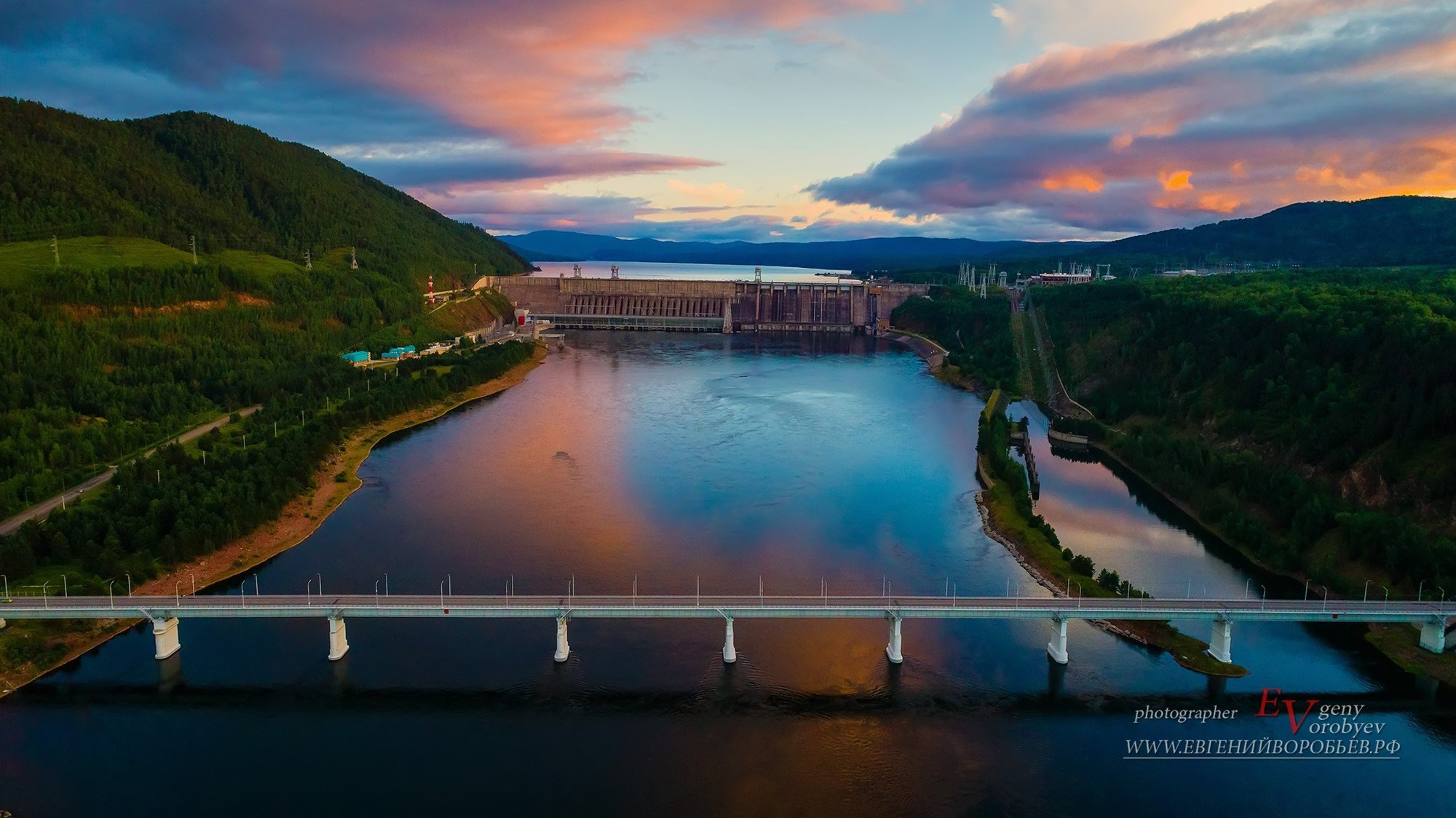 Фотосессии Фотограф в Красноярске на Пхукете Евгений Воробьёв видеосъёмка фотосъёмка с FPV дрона квадрокоптера в Красноярске