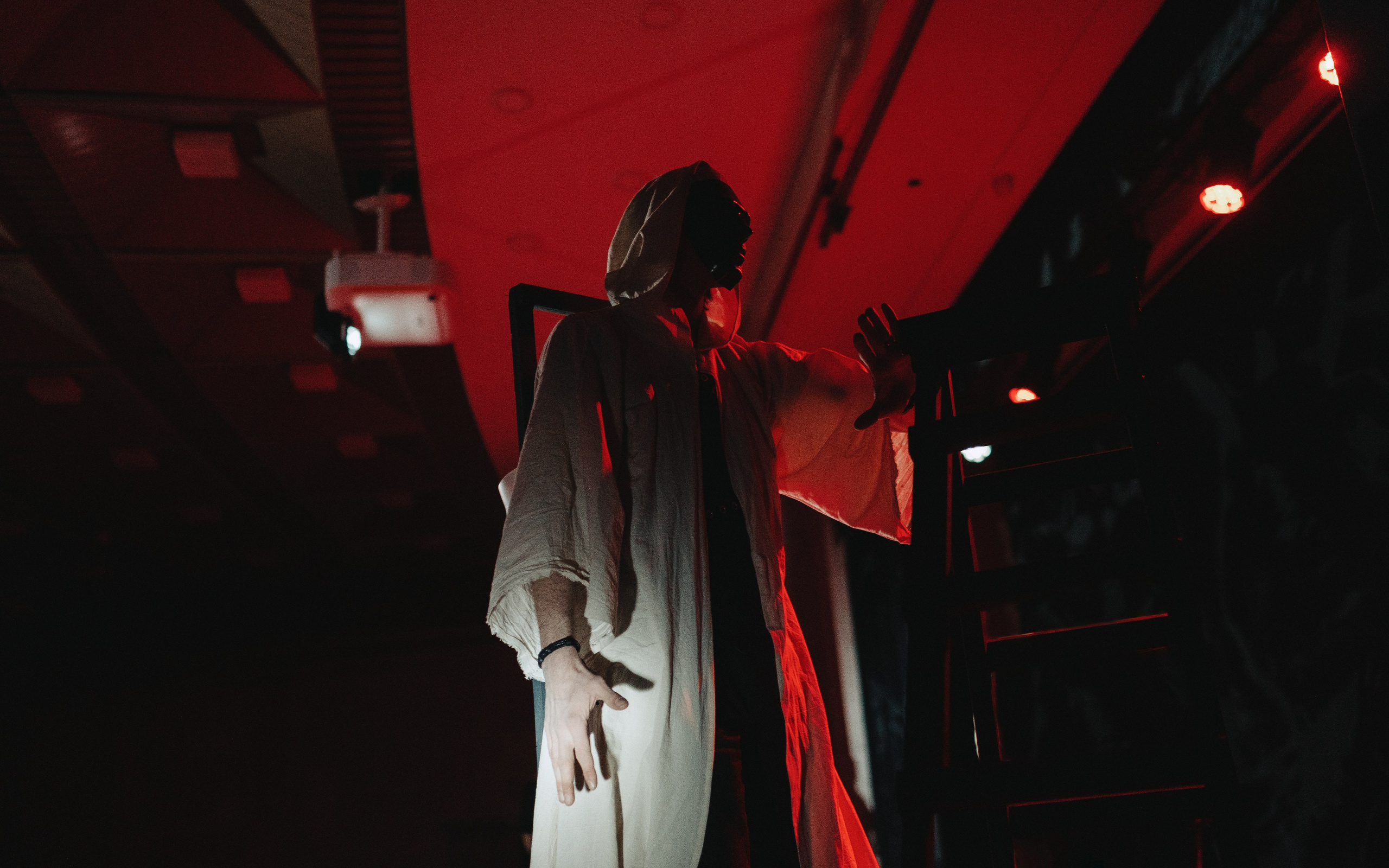 «Мне скучно, бес!» — режиссер Лев Рахлин. Театральный фотограф в Санкт-Петербурге Дмитрий Скареднов