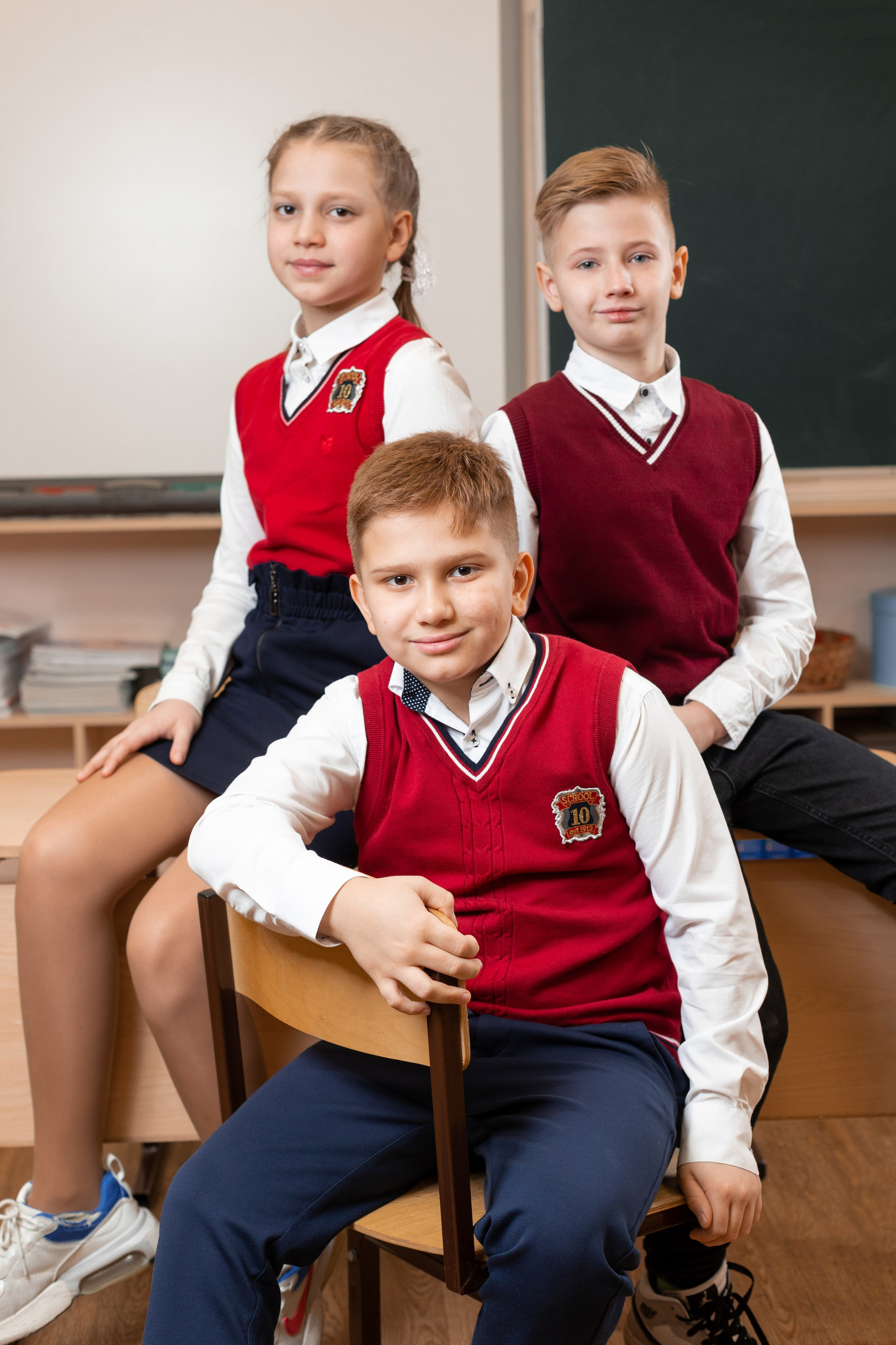 4 КЛАСС. Выпускные альбомы Новосибирск — Твой Альбом