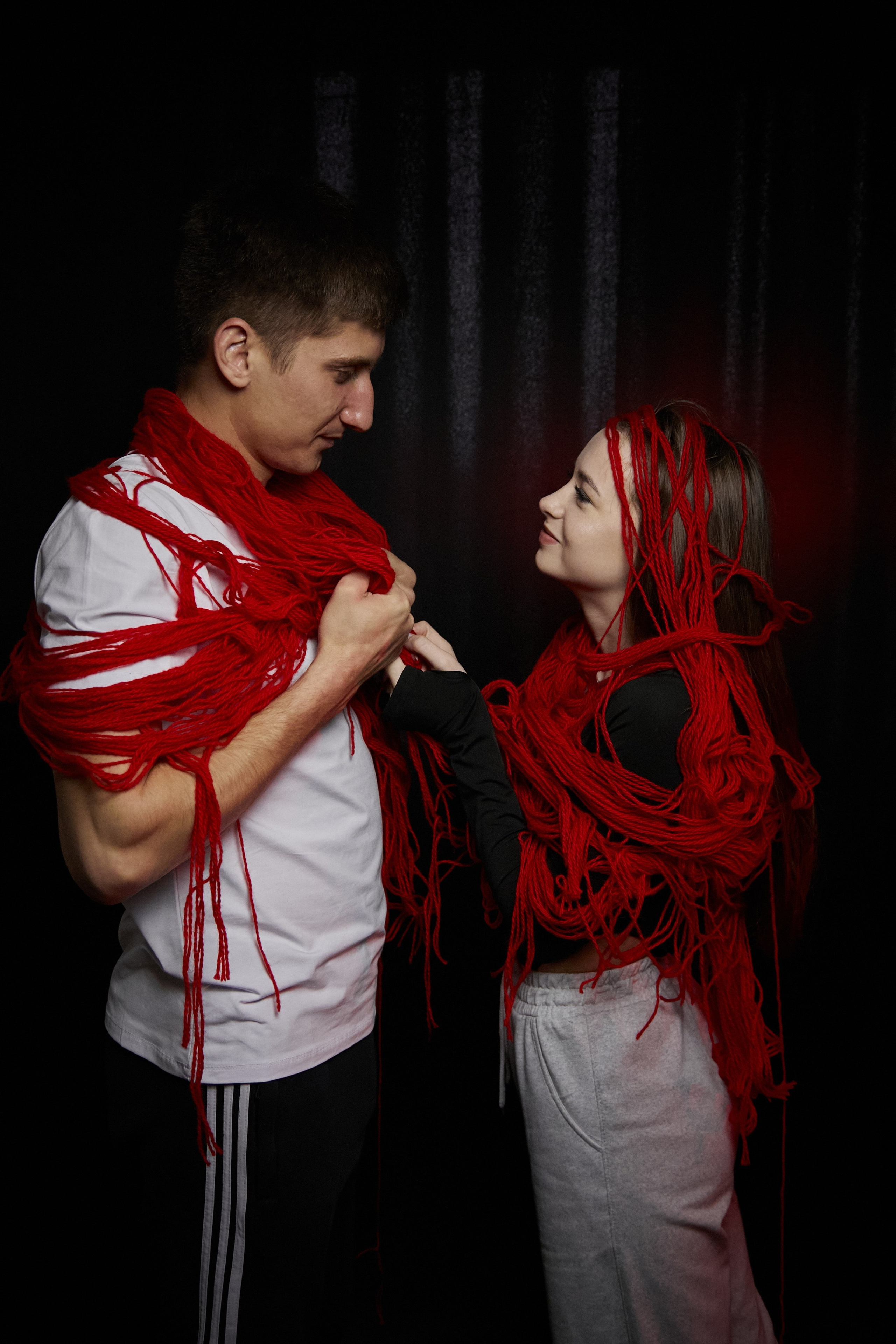 «Связанные одной нитью». Свадебный и креативный фотограф в ЮФО и МСК