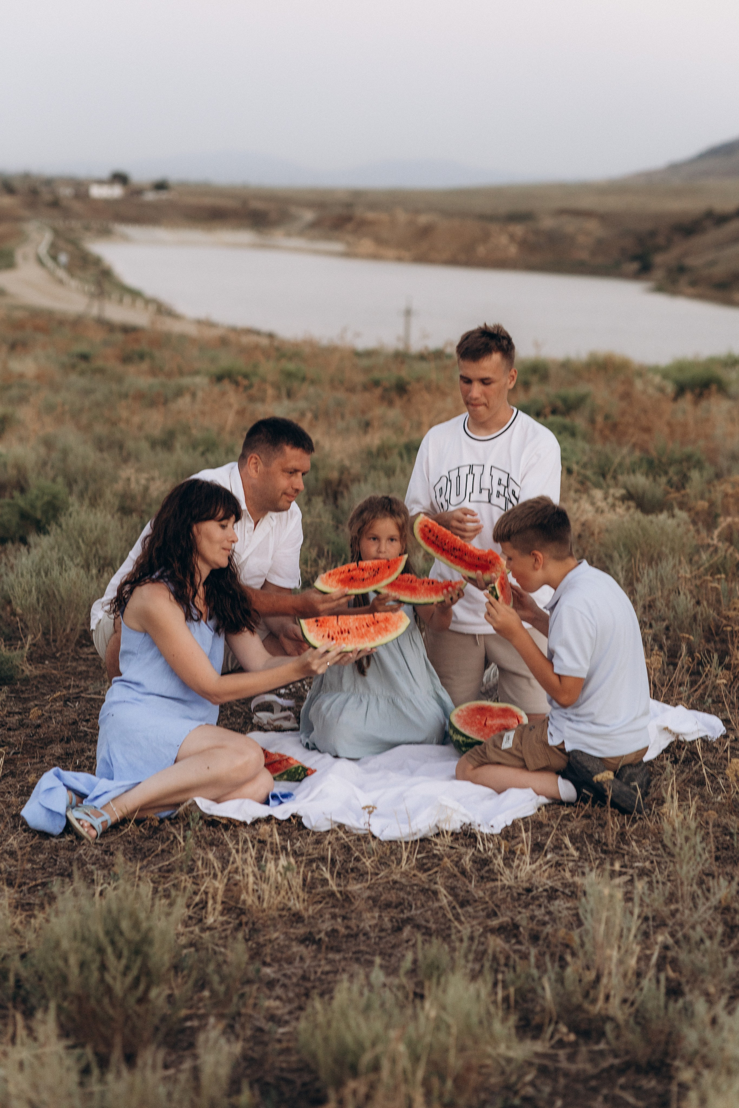 В предгорье. Семейный фотограф Яна Радюхина