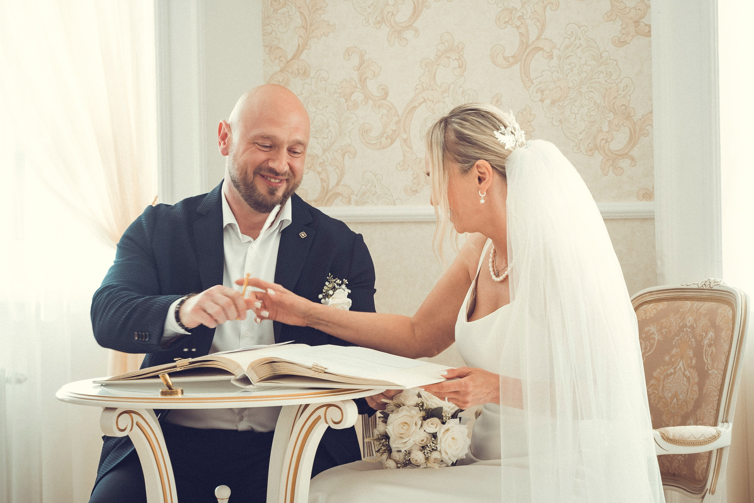 Регистрация в городе Петергоф. Свадебная фотосессия.