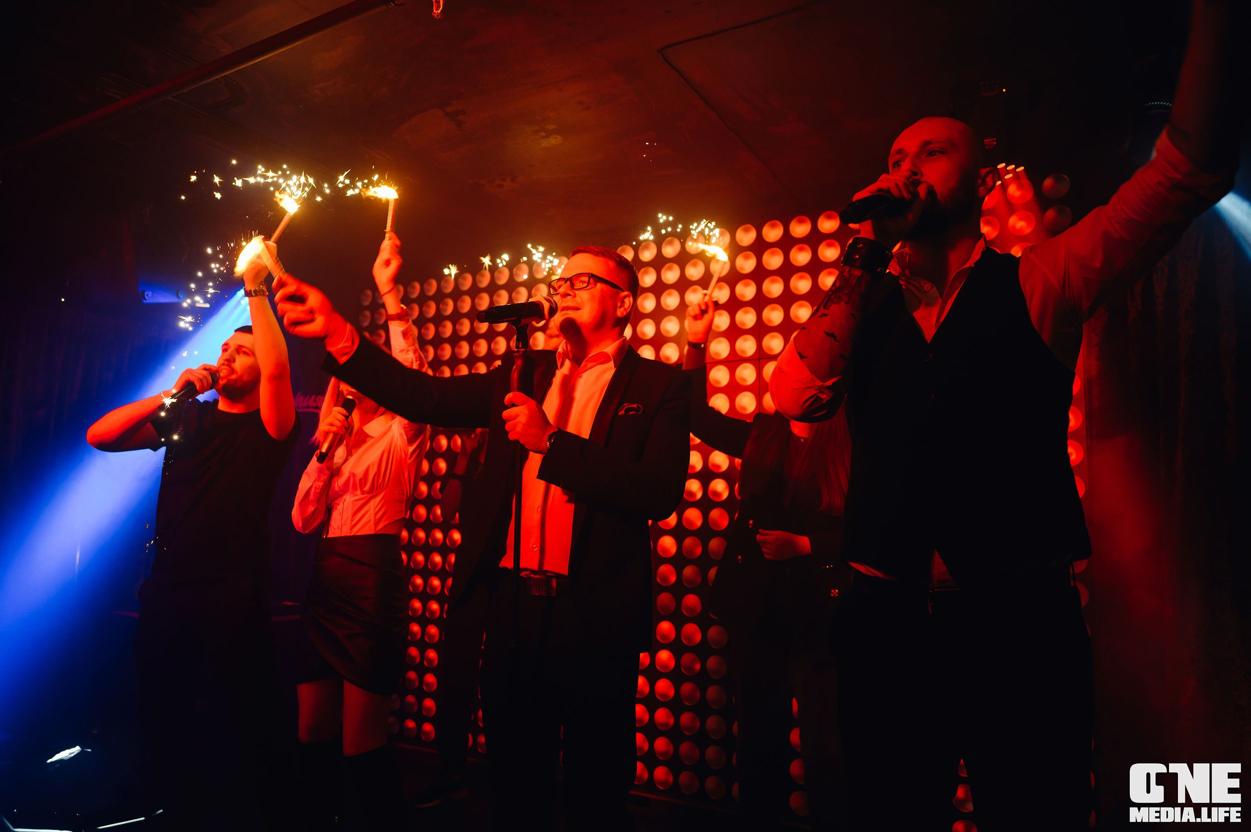 Фотоотчет из караоке-клуба Эйфория. One Media Life: фоторепортажи, фотоотчеты с мероприятий и заведений