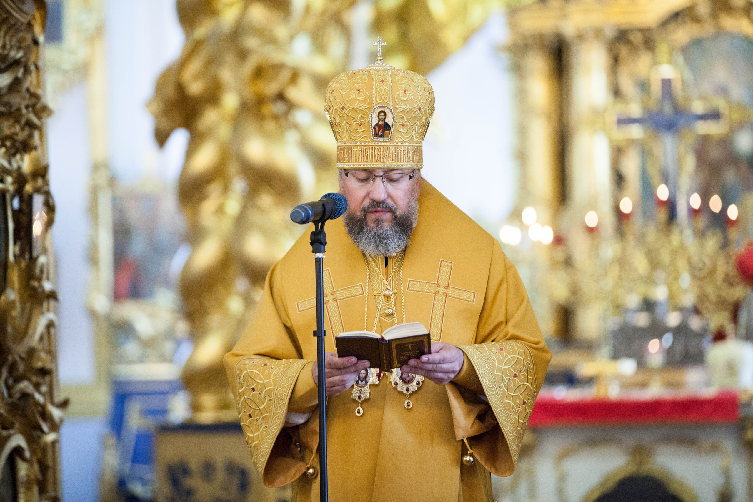 МИТРОПОЛИТ ВАРСОНОФИЙ СОВЕРШИЛ БОЖЕСТВЕННУЮ ЛИТУРГИЮ В НИКОЛО-БОГОЯВЛЕНСКОМ СОБОРЕ. НИКОЛО-БОГОЯВЛЕНСКИЙ МОРСКОЙ СОБОР