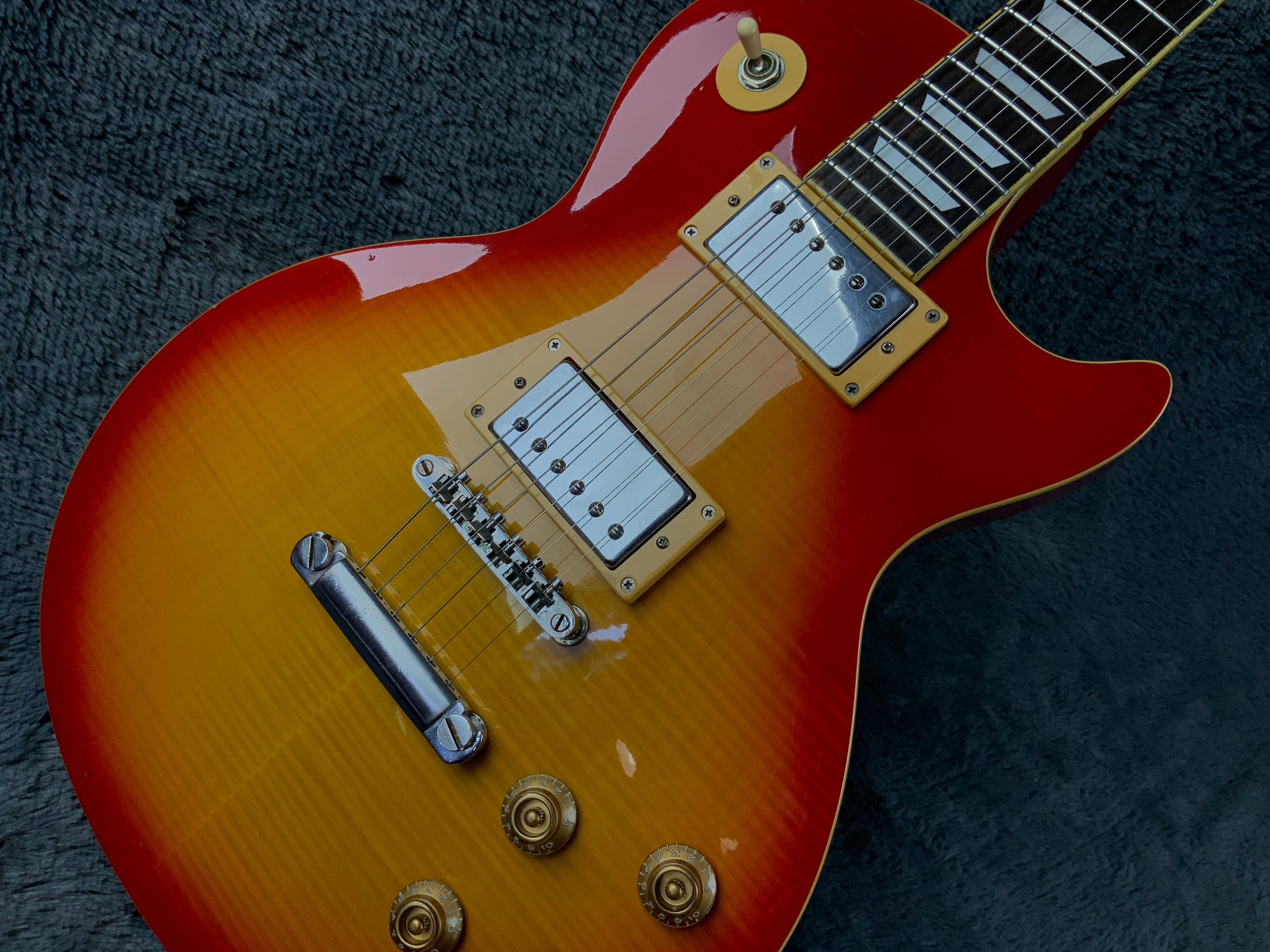 Maison Gibson Les Paul Standard