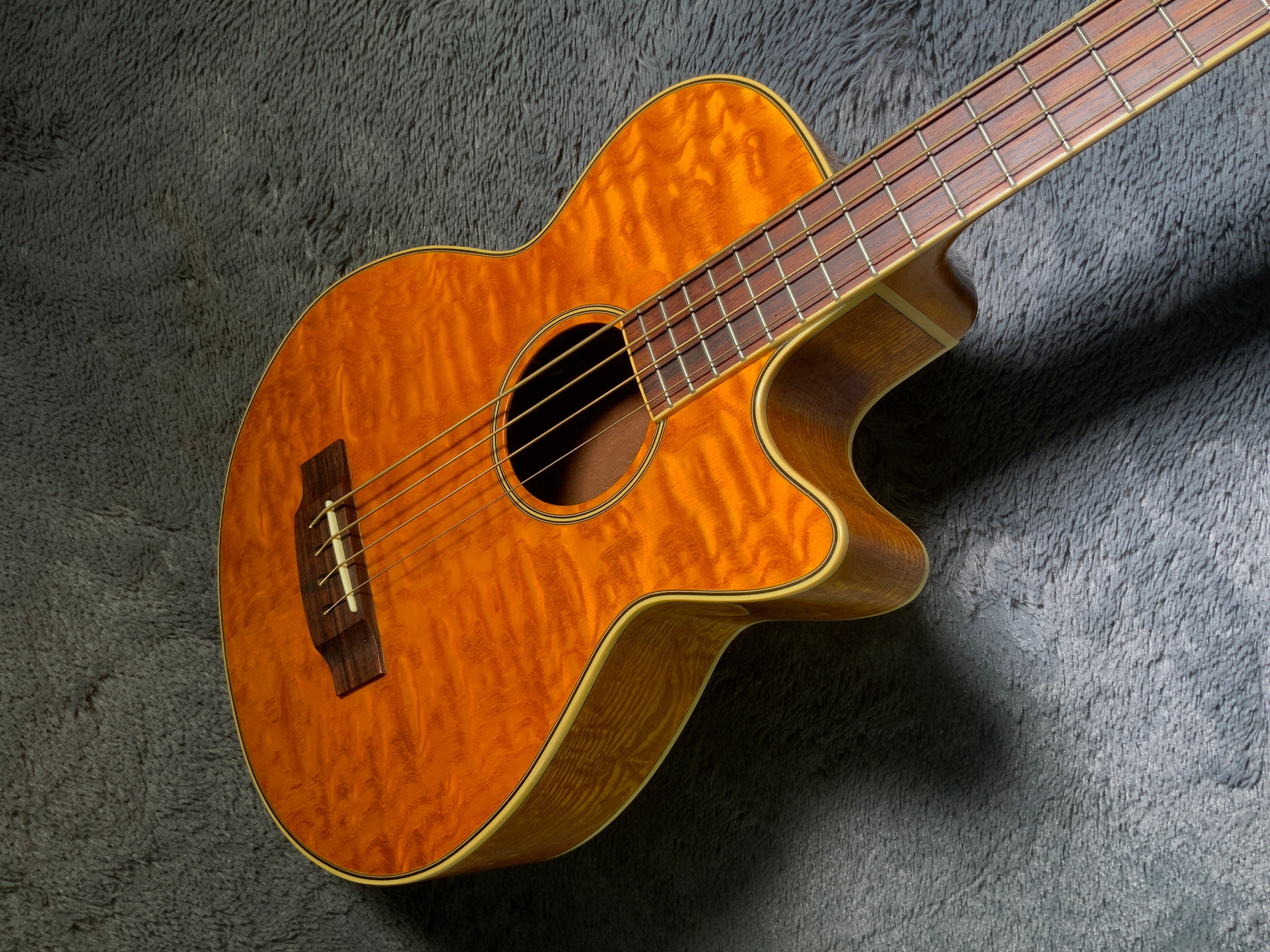 Zenn ZB22CE Hand Crafted Acoustic Bass by Classic Pro