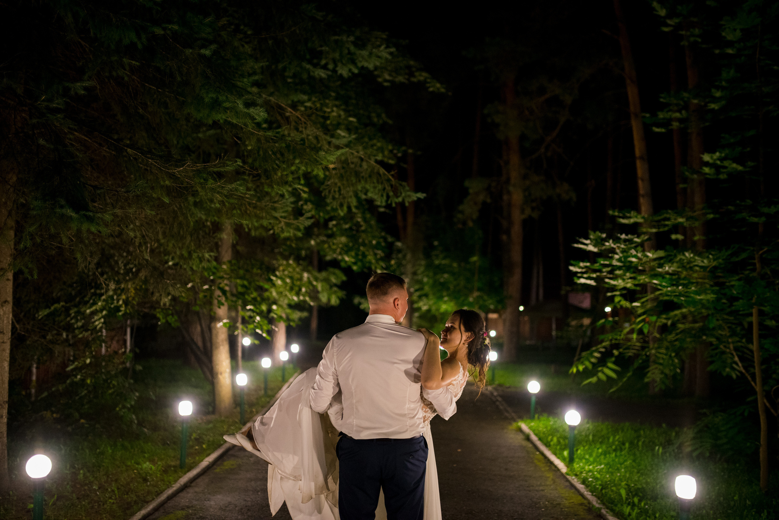 Свадебные фото счастливых людей. Сергей Богомолов. Свадебный и семейный фотограф