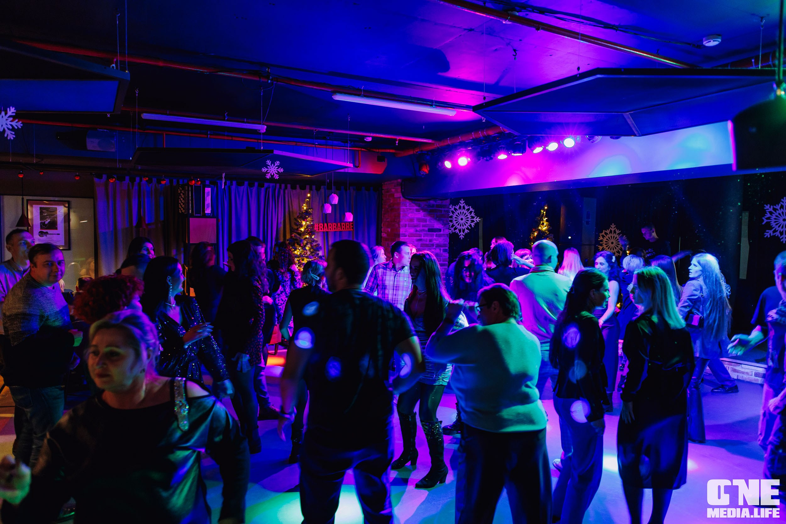 Фоторепортаж из бара Барре. One Media Life: фоторепортажи, фотоотчеты с мероприятий и заведений