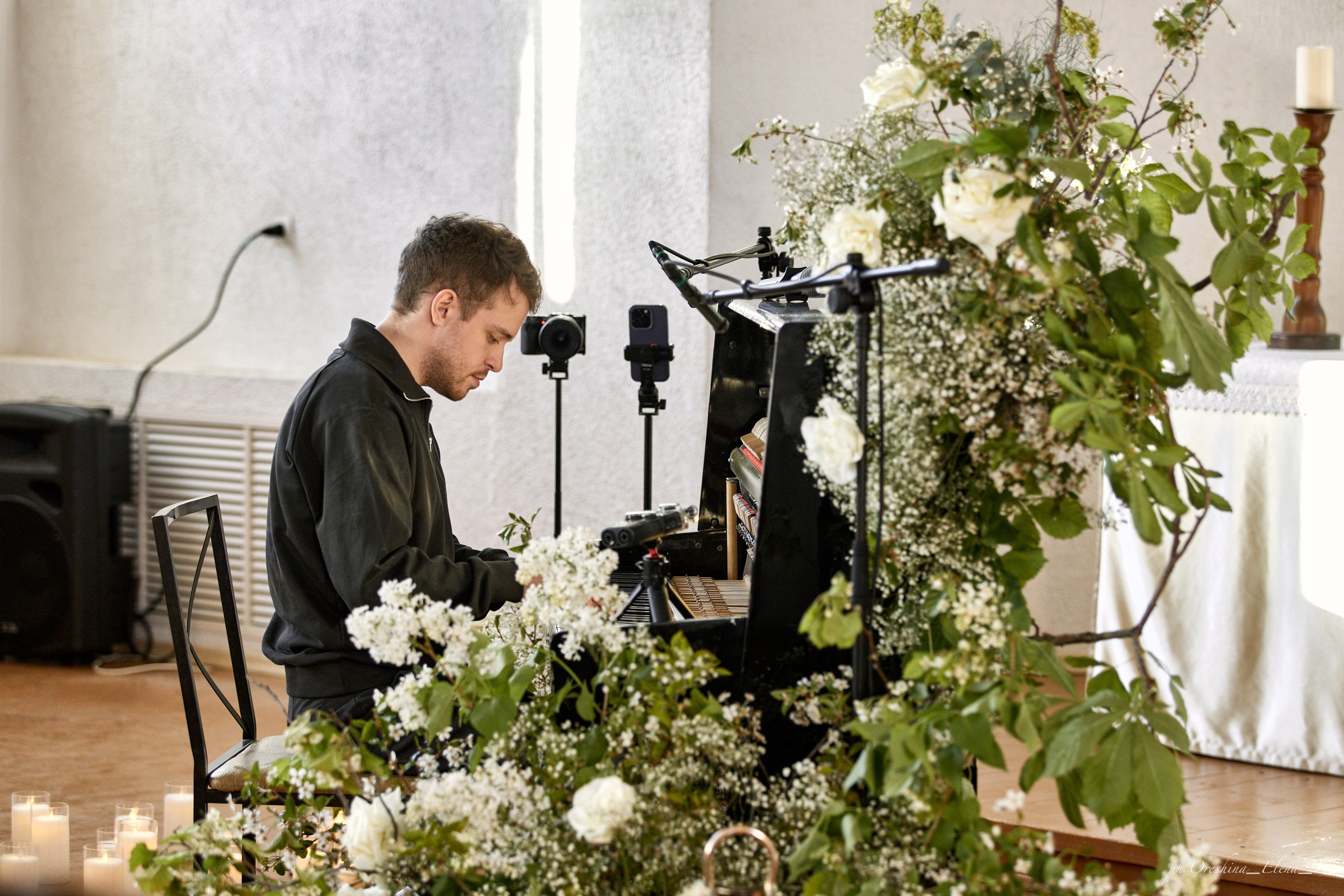 Концерт Дениса Стельмаха. Ульяновск, Евангелическо-Лютеранская церковь Св.Марии. Свадебный и семейный фотограф в Ульяновске Орешина Елена