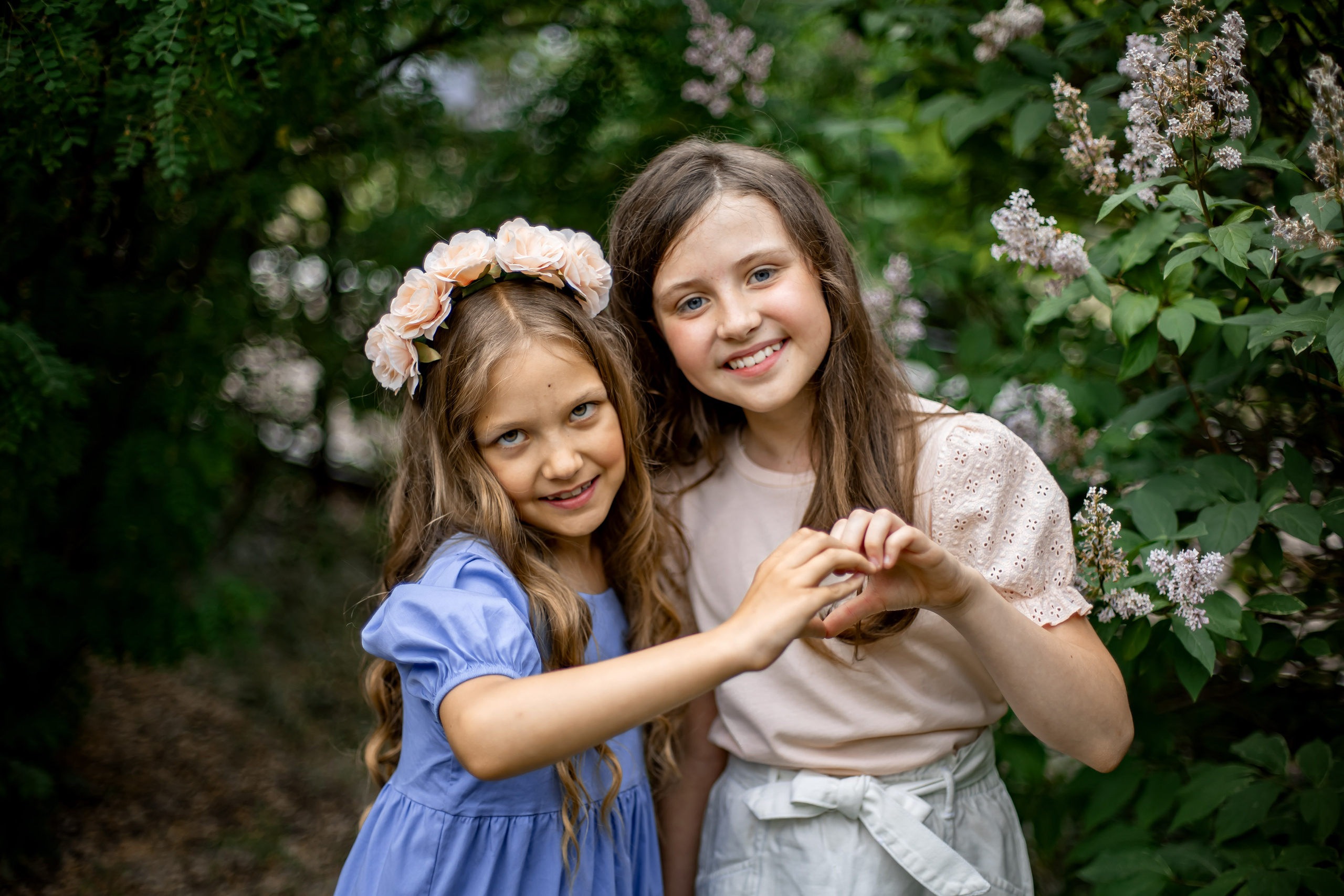 Елизавета & Варвара. Сестрёнки. Фотограф Григорьева Ольга. Портретная, семейная съёмка, Love Stori, видеосъёмка в городе Чита. Выпускные альбомы, фотокниги