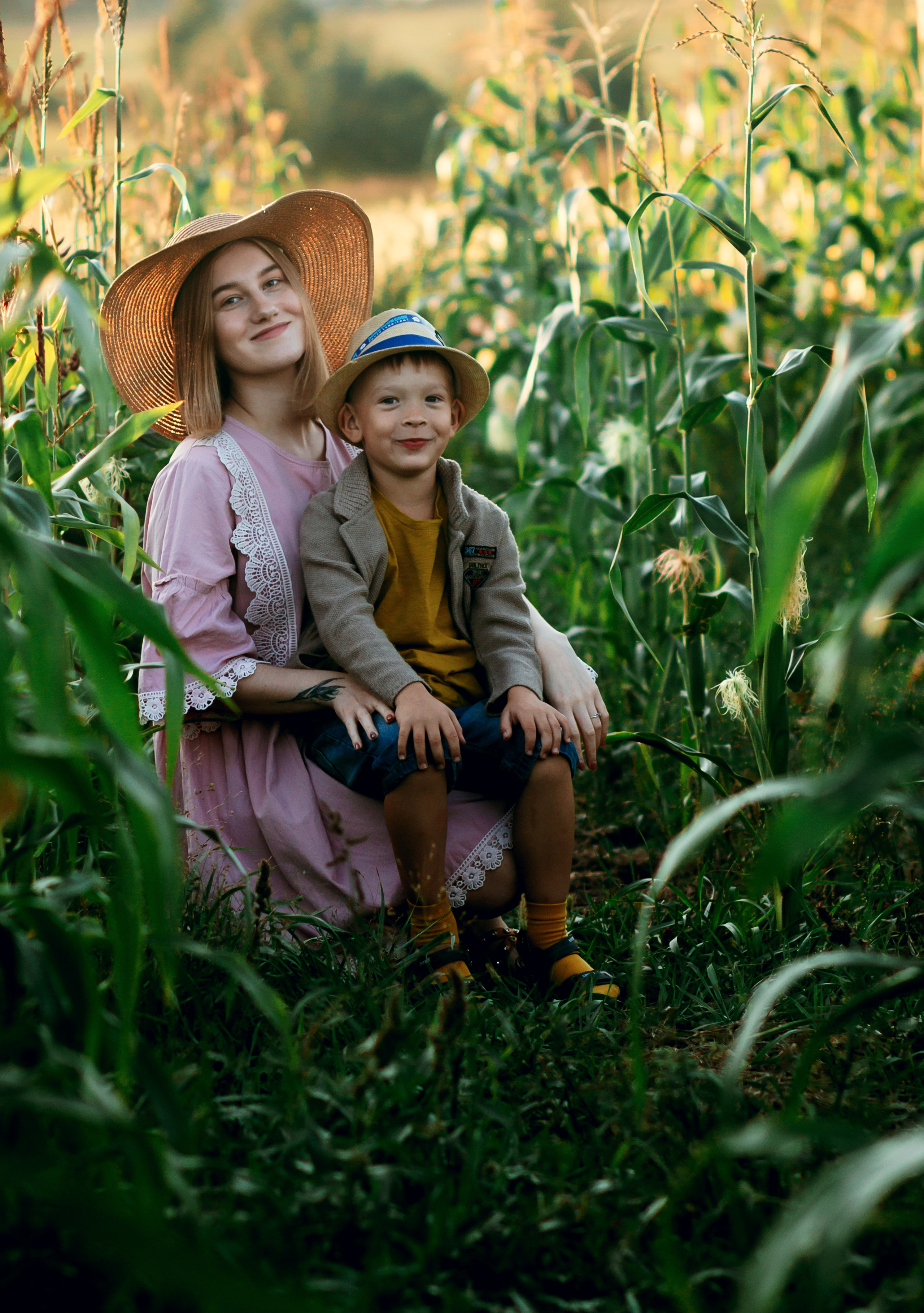 Подсолнухи. Фотограф Григорьева Ольга. Портретная, семейная съёмка, Love Stori, видеосъёмка в городе Чита. Выпускные альбомы, фотокниги