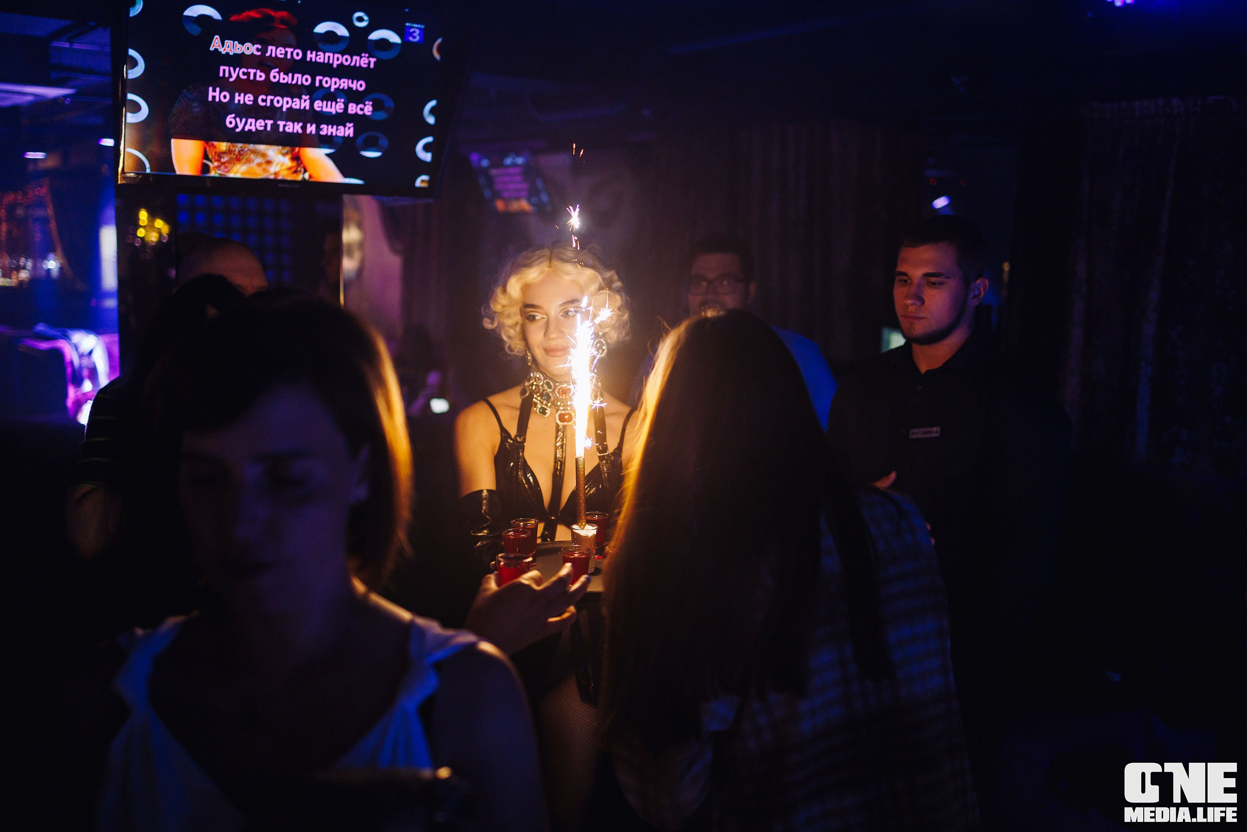Фоторепортаж из караоке-клуба Эйфория. One Media Life: фоторепортажи, фотоотчеты с мероприятий и заведений