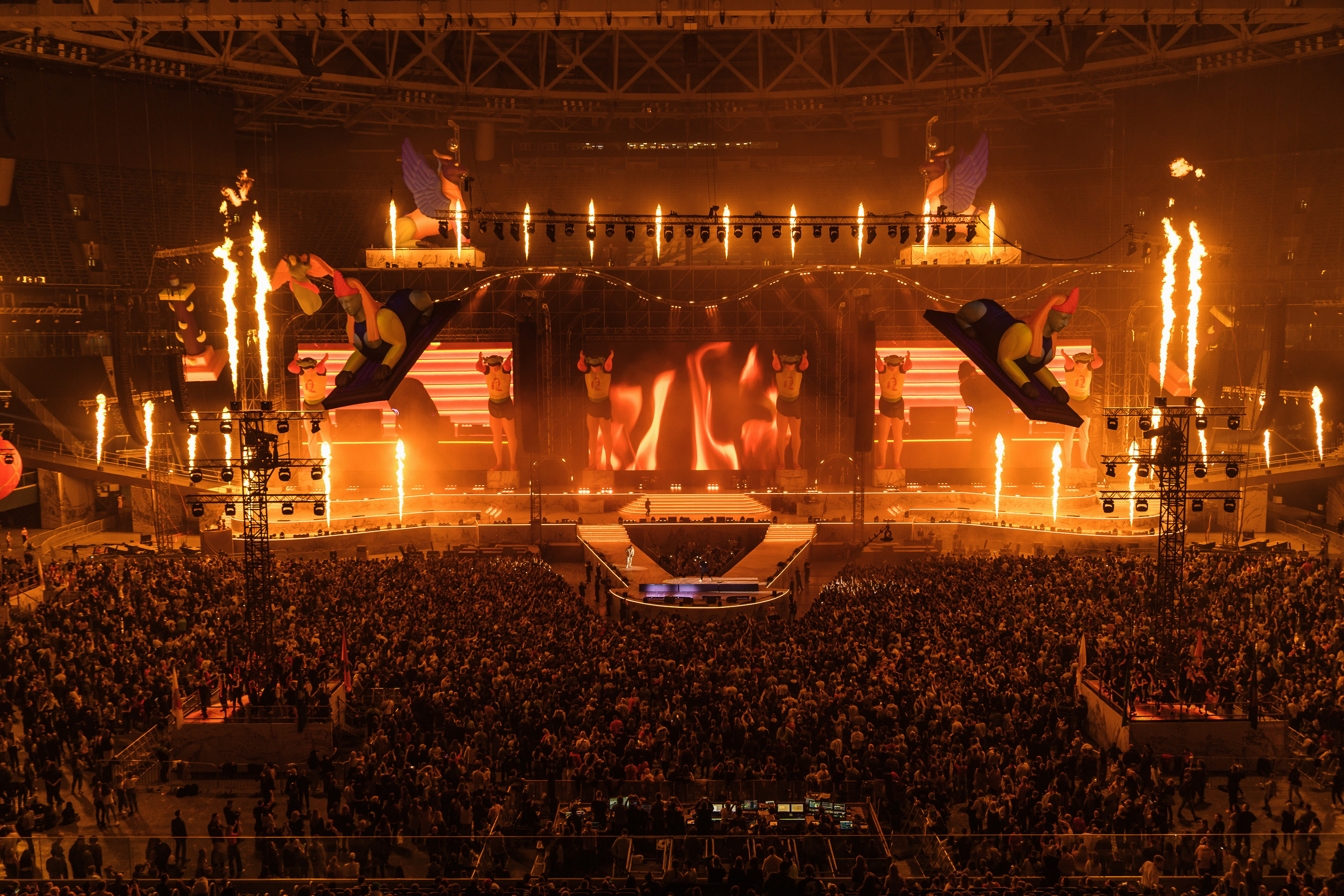 Петровские ассамблеи 2.0 — шоу-моменты. Святослав Буньков | фотограф