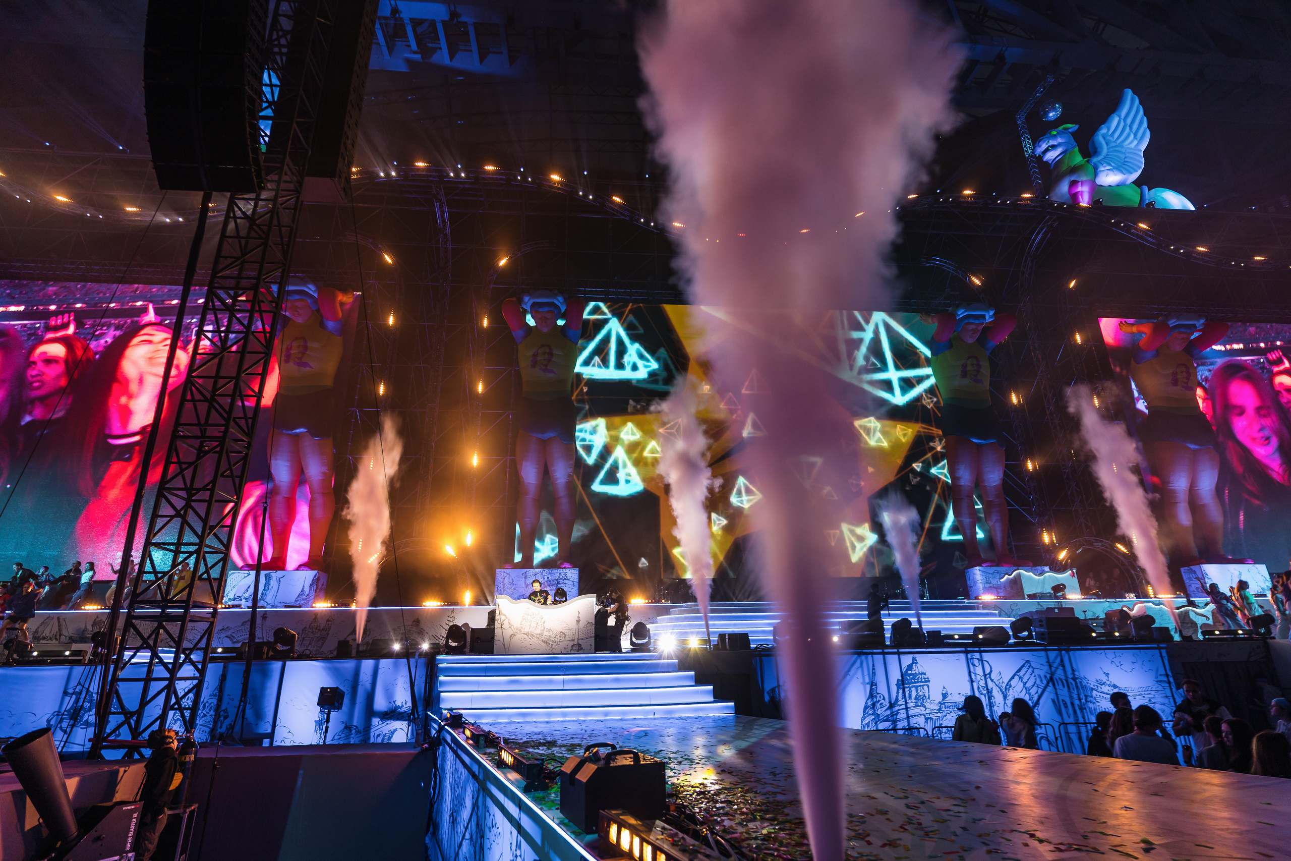 Петровские ассамблеи 2.0 — шоу-моменты. Святослав Буньков | фотограф