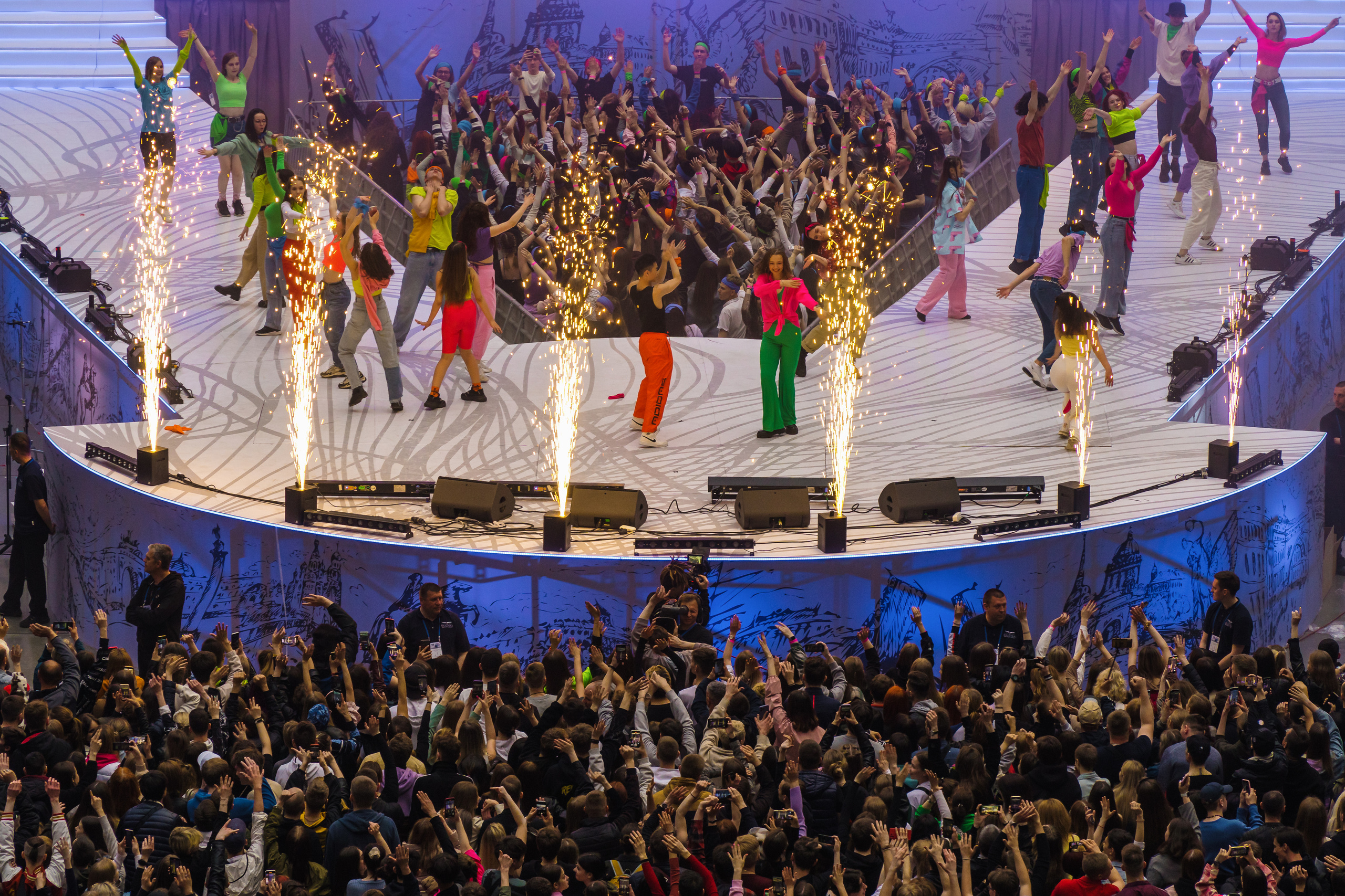 Петровские ассамблеи 2.0 — шоу-моменты. Святослав Буньков | фотограф