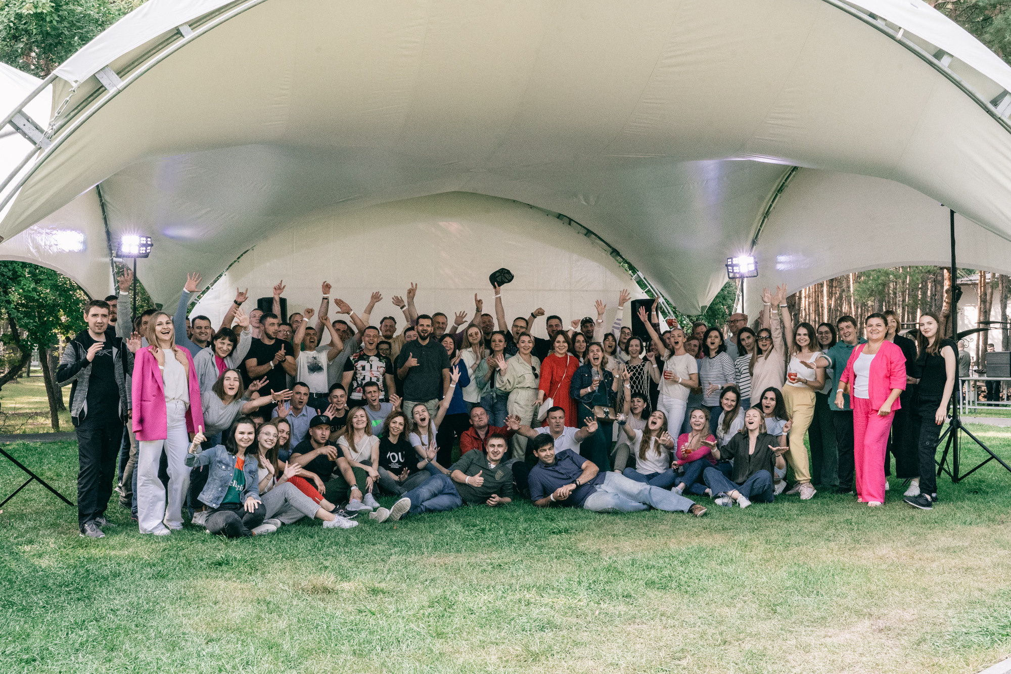 Репортажная съемка, дружный корпоратив. Марина Маслак портретный, репортажный и семейный фотограф в Москве