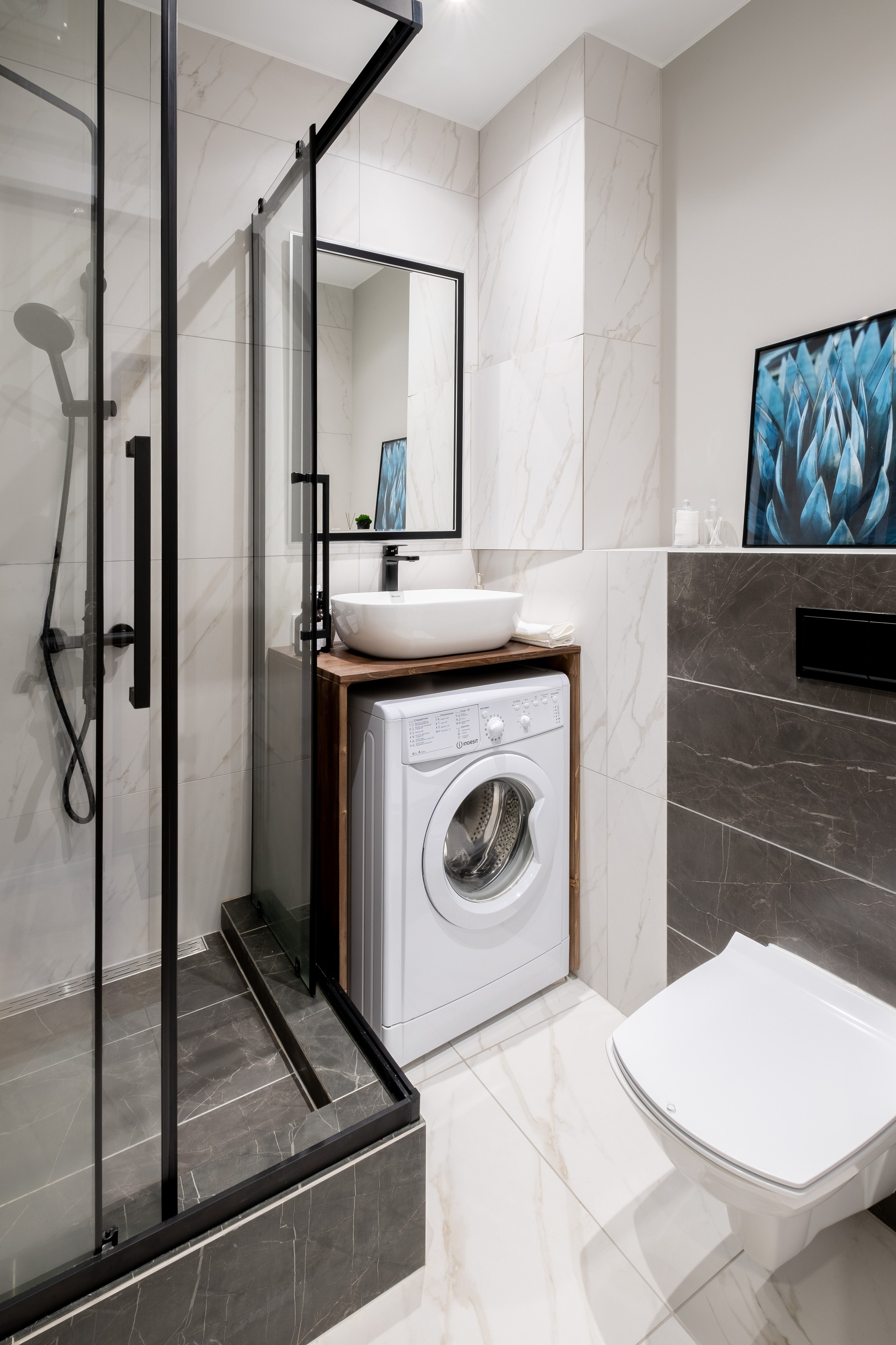 Интерьерные кадры различных объектов: от небольших квартир до баз отдыха. Интерьерный фотограф в Санкт-Петербурге Михаил Азаров. Печать и продажа фотографий