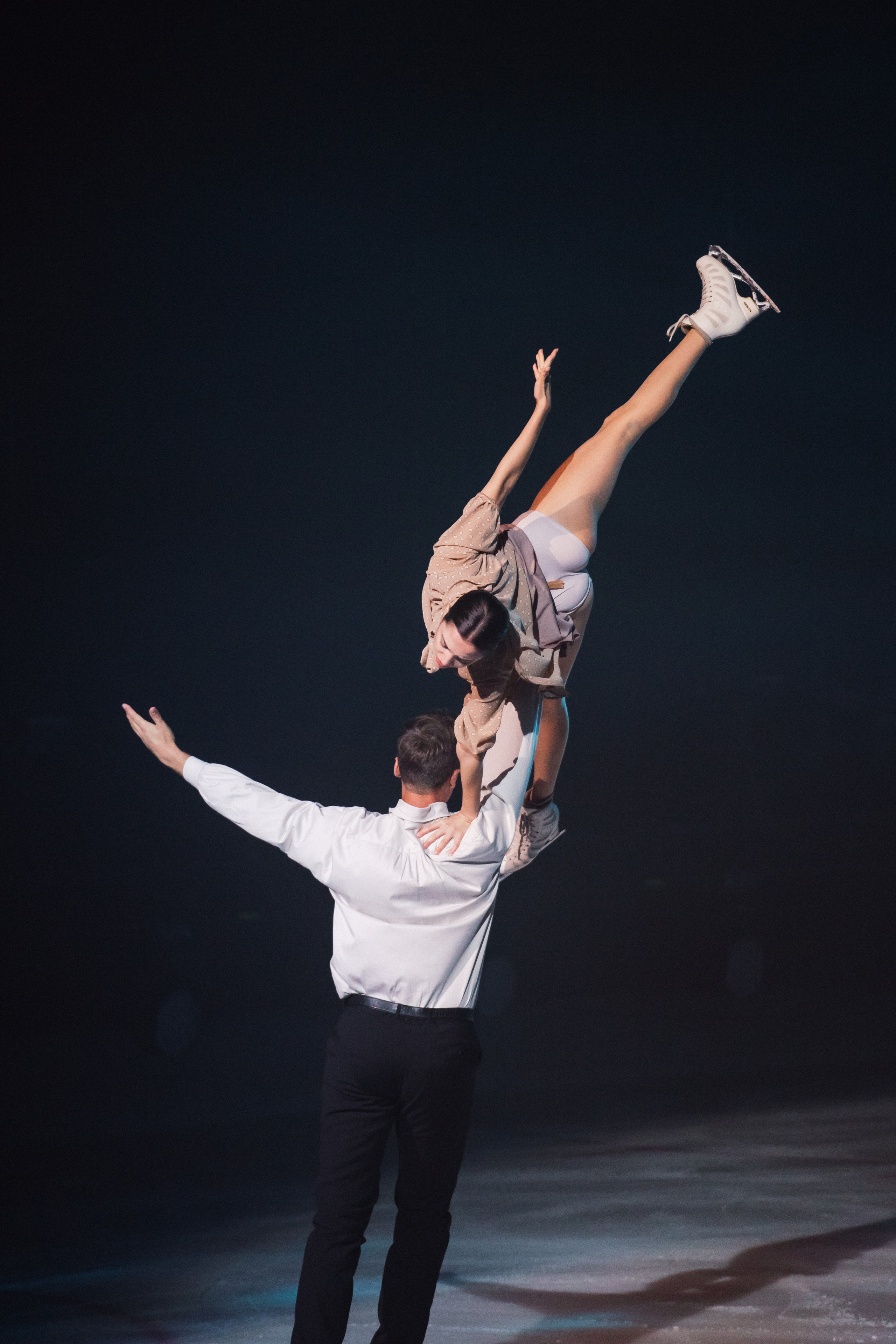 Шоу Ильи Авербуха «Письма Любви» в Сочи. Воробьева Ксения — Спортивный и танцевальный фотограф Новосибирск