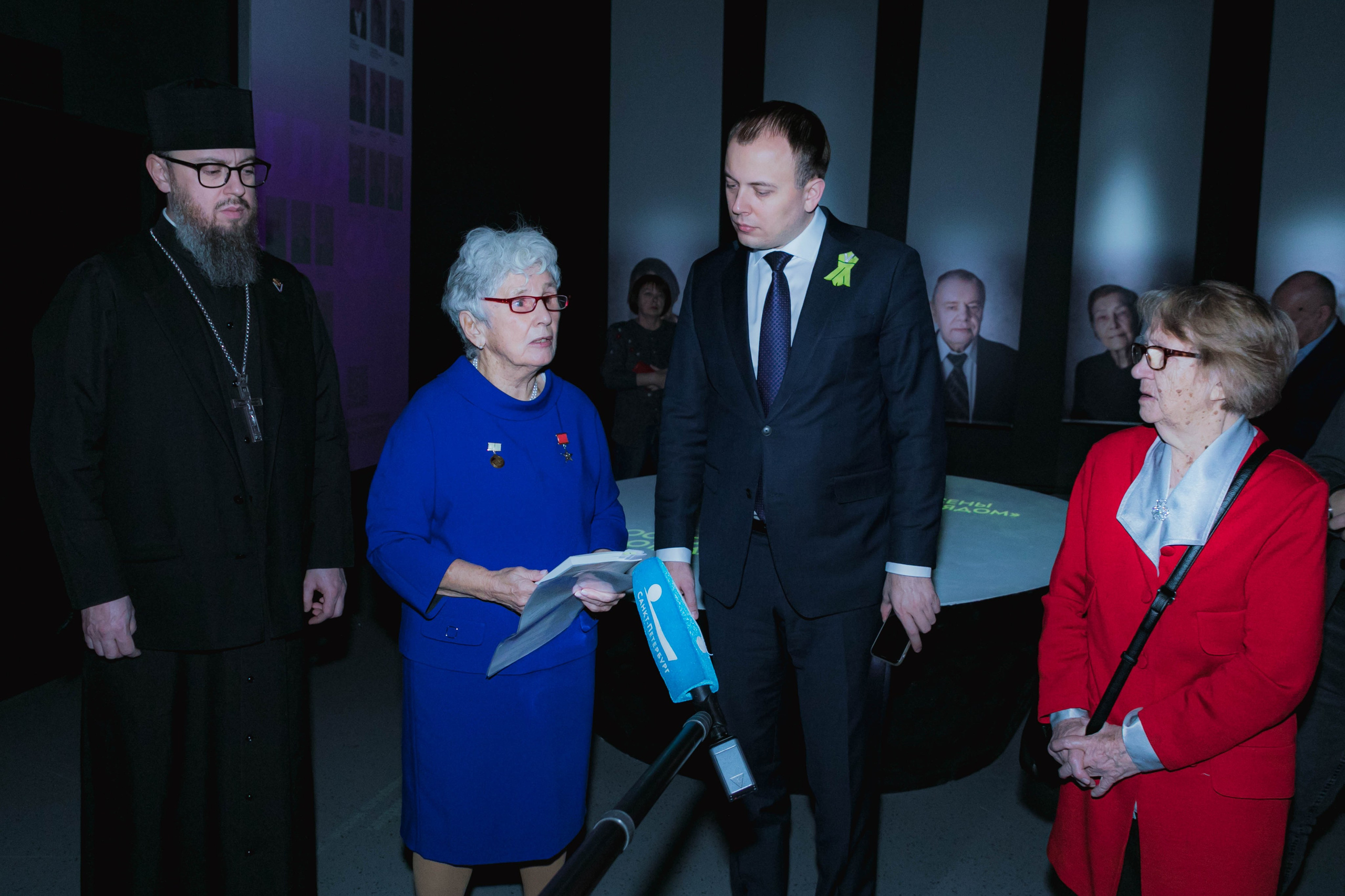 Мультимедийная выставка ГЛАЗА Санкт-Петербург. Репортажный и концертный фотограф в Санкт-Петербурге Адмакина Дарья