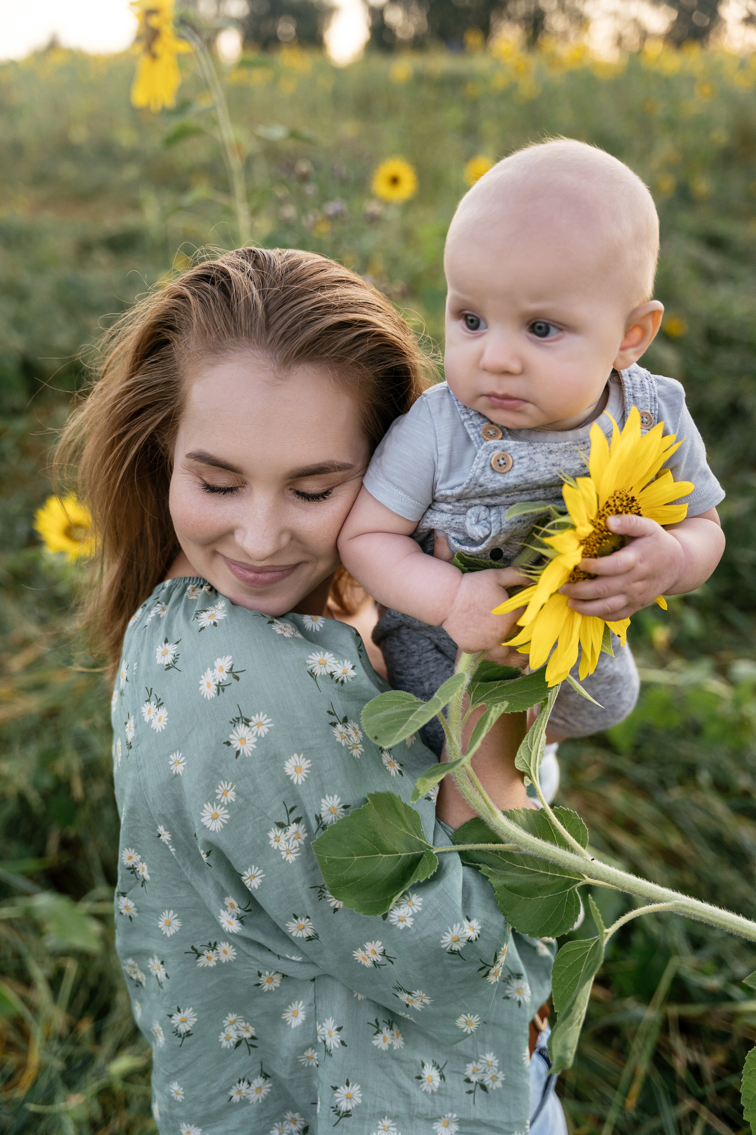 Поле, на котором детей больше, чем подсолнухов. Фотограф Томск, Новосибирск Влад Свириденко