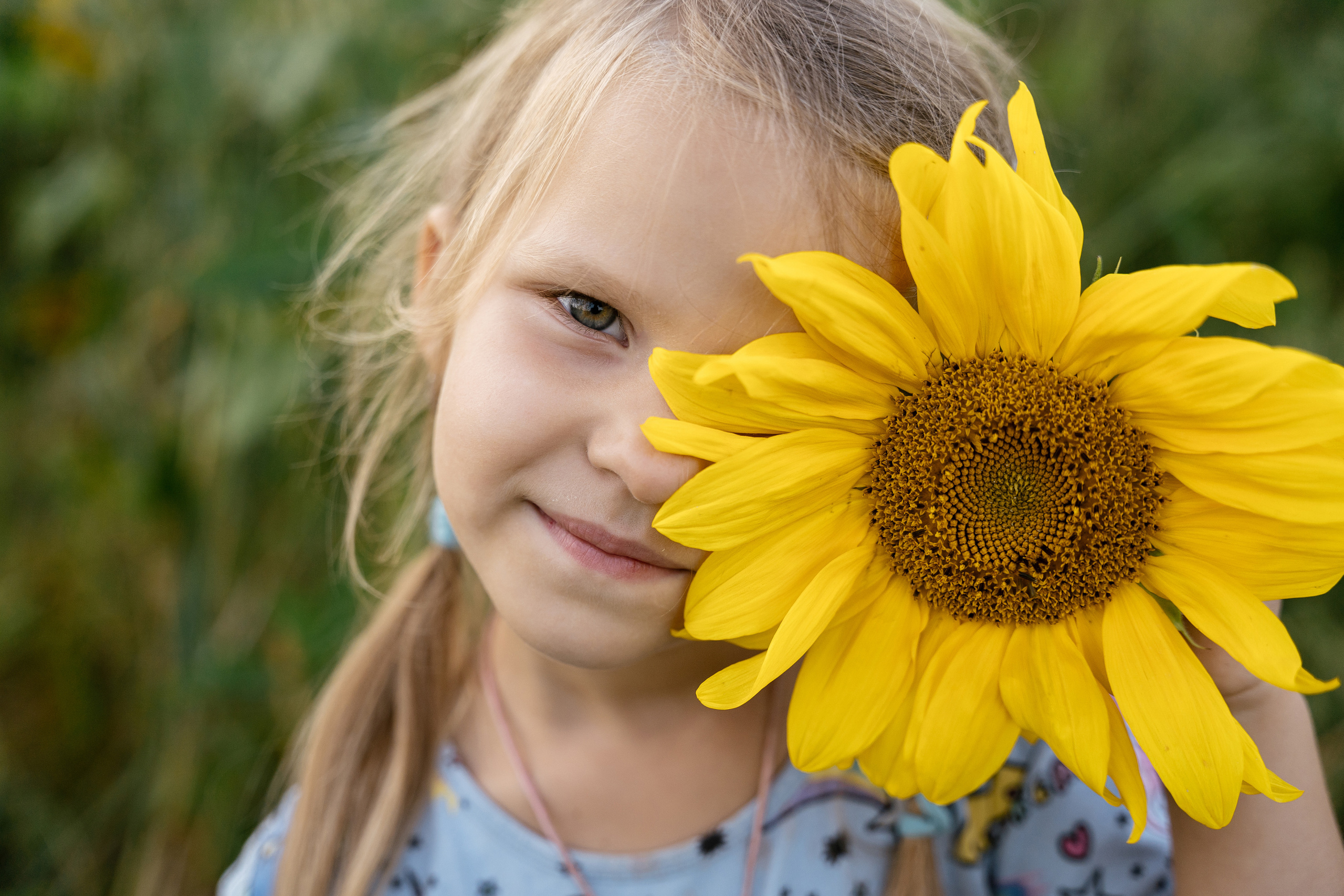 Поле, на котором детей больше, чем подсолнухов. Фотограф Томск, Новосибирск Влад Свириденко