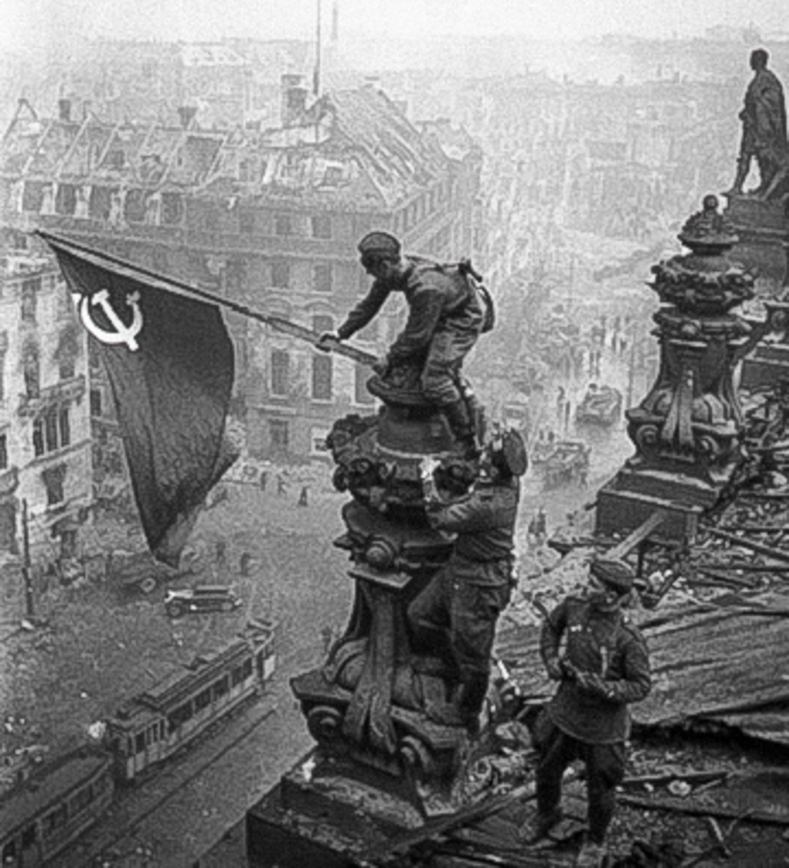 Знамя Победы — художественная фотография о памяти и войне. Художественный фотограф из Москвы Роман Якушин | Авторская арт-фотография