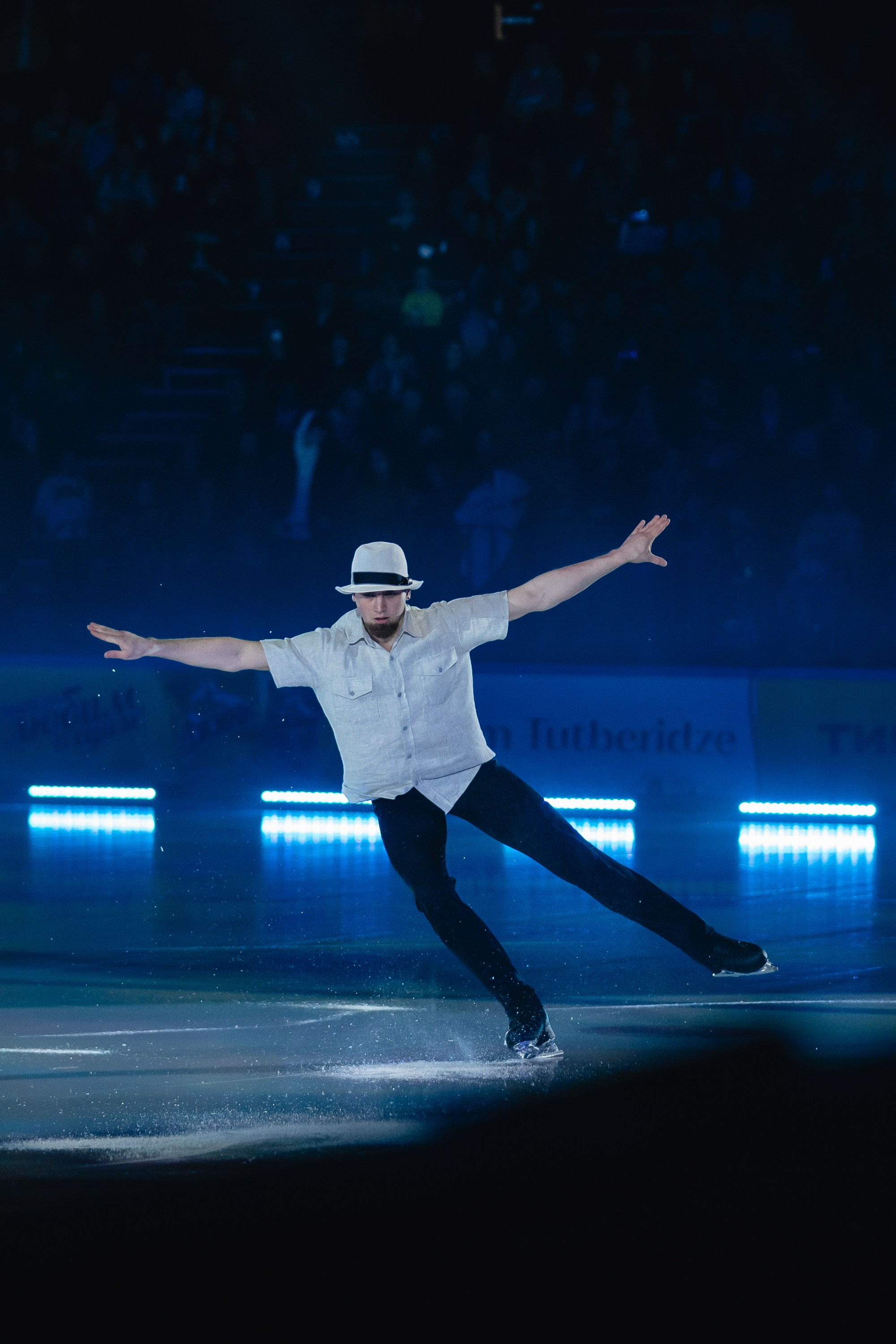 Шоу «Чемпионы на льду» в Новосибирске. Воробьева Ксения — Спортивный и танцевальный фотограф Новосибирск