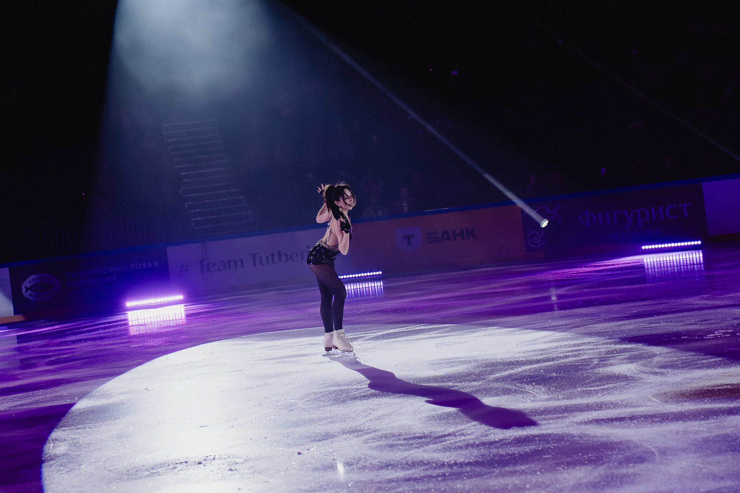 Шоу Этери Тутберидзе в Новосибирске. Воробьева Ксения — Спортивный и танцевальный фотограф Новосибирск