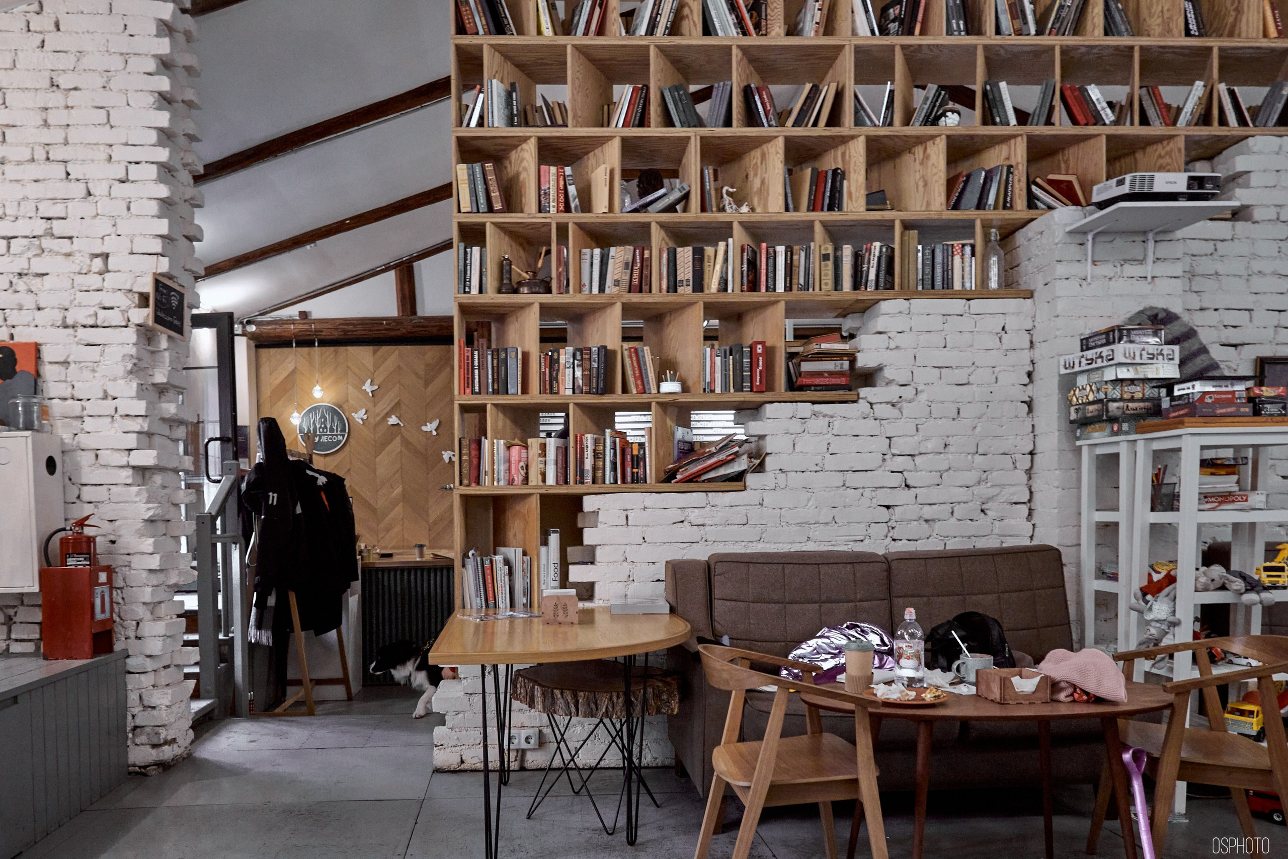 «Иду лесом». Кофе лофт в Братцево. Фотографъ Сергѣевъ. Поймать мгновеніе